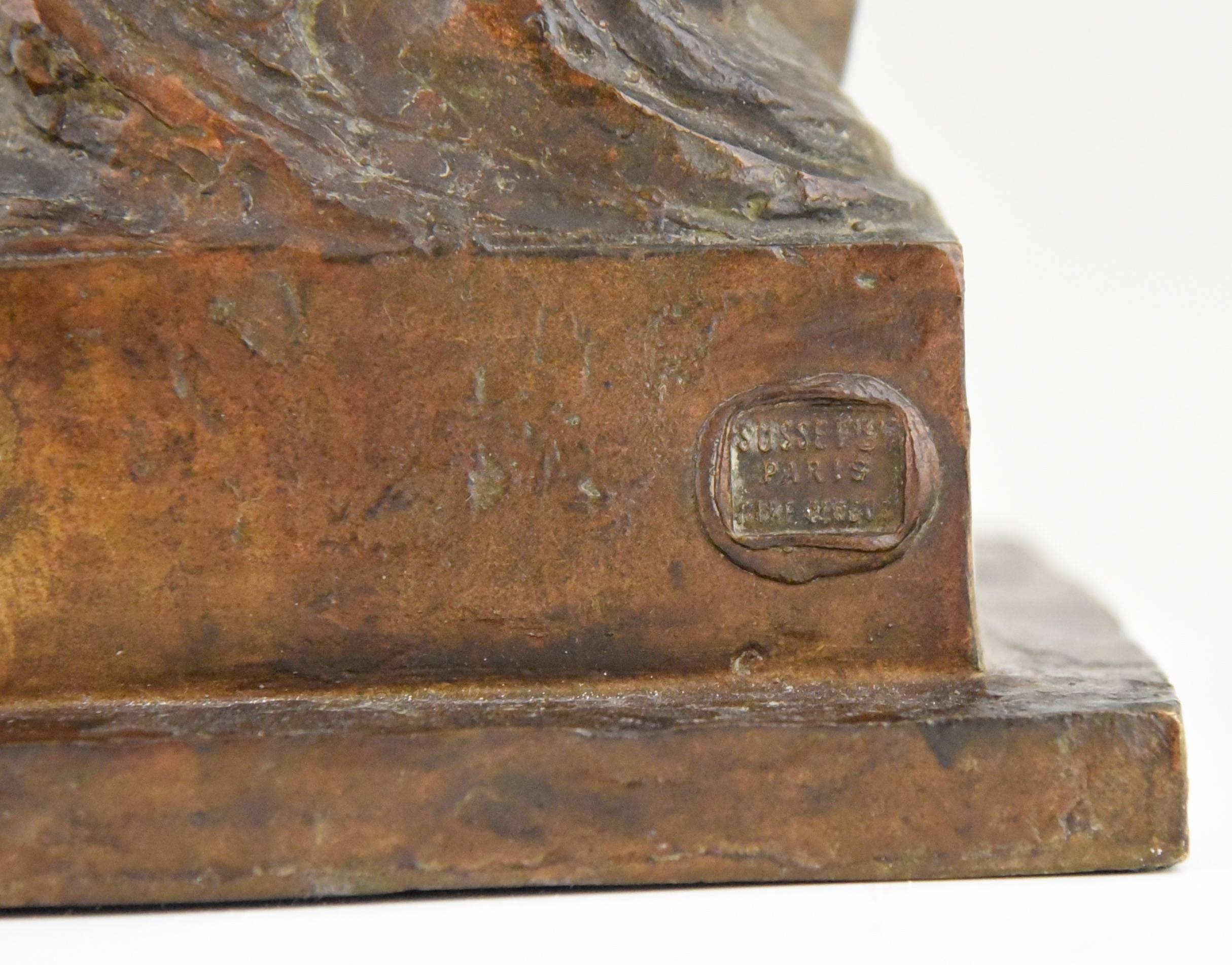 Jeune garçon et un bateau Art Déco en bronze par H. Moncassin Susse Frères France 1930 2