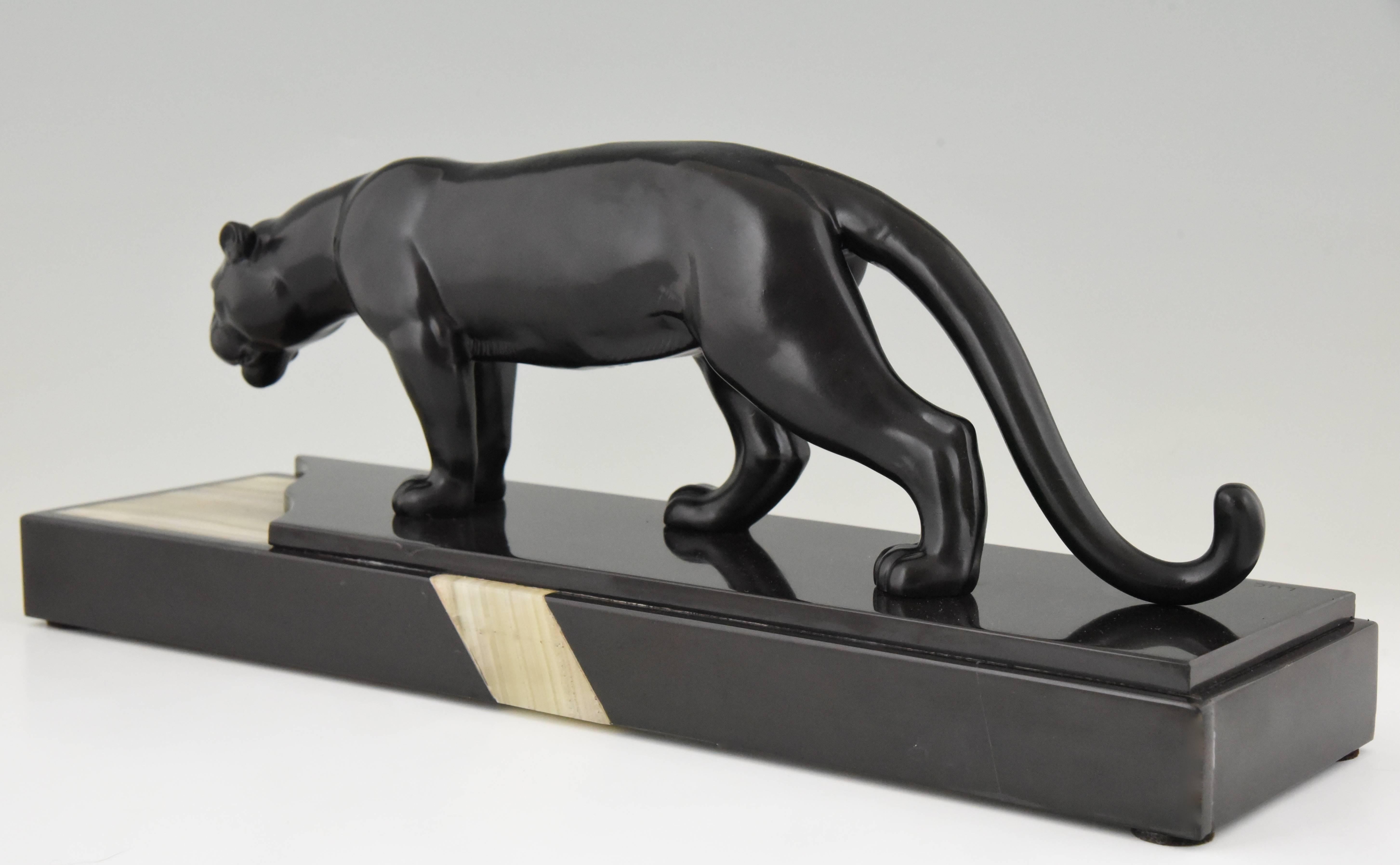 20th Century French Art Deco Sculpture of a Drinking Panther by Luc, 1930