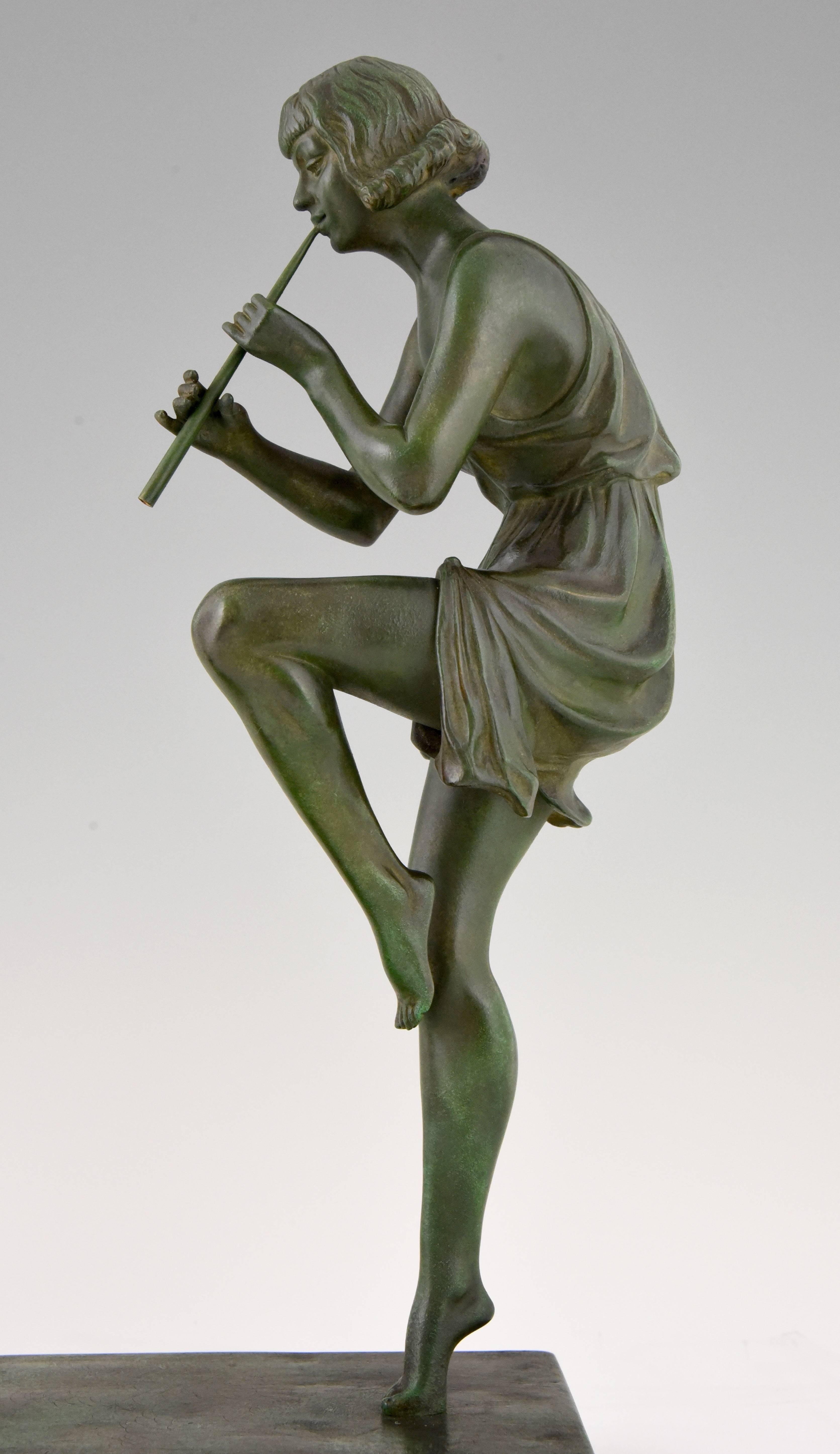 Art Deco Bronze Sculpture of 3 Female Flute Players by Marcel Bouraine France In Excellent Condition In Antwerp, BE