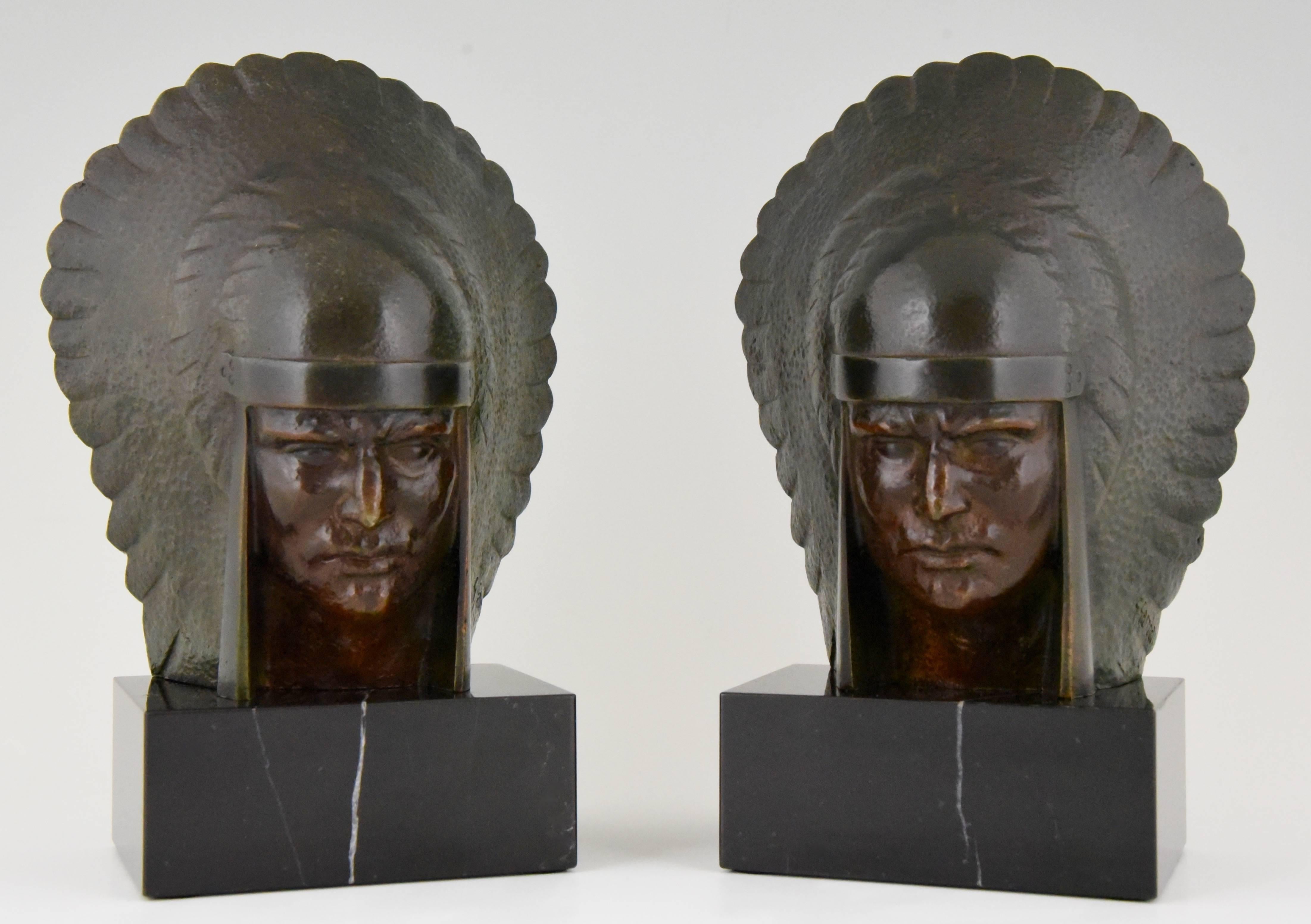 Art Deco Bronze Indian Head Bookends Georges Garreau, 1930 France In Excellent Condition In Antwerp, BE