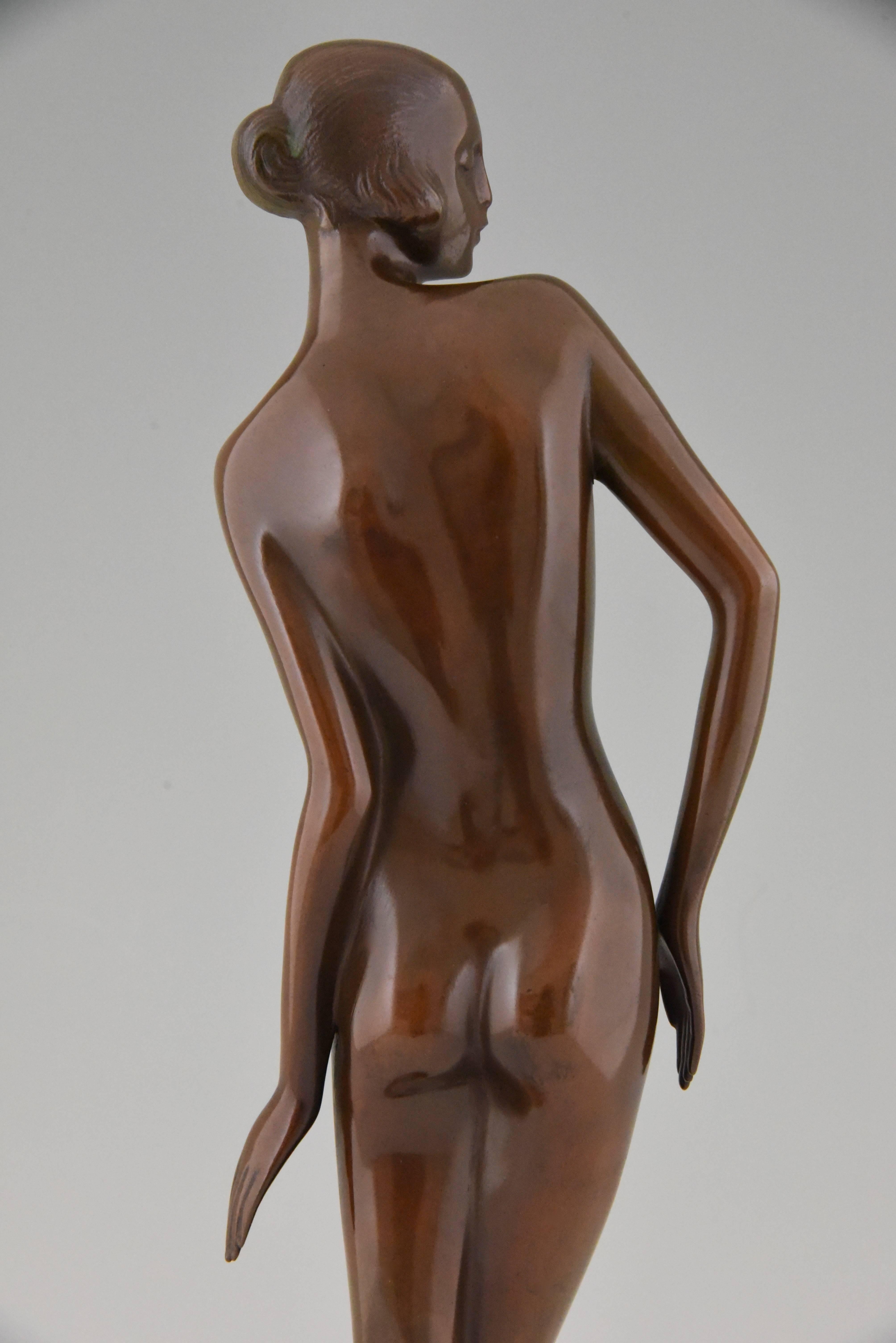 Art Deco Bronze Sculpture of a Nude by Rudolf Zieseniss 3