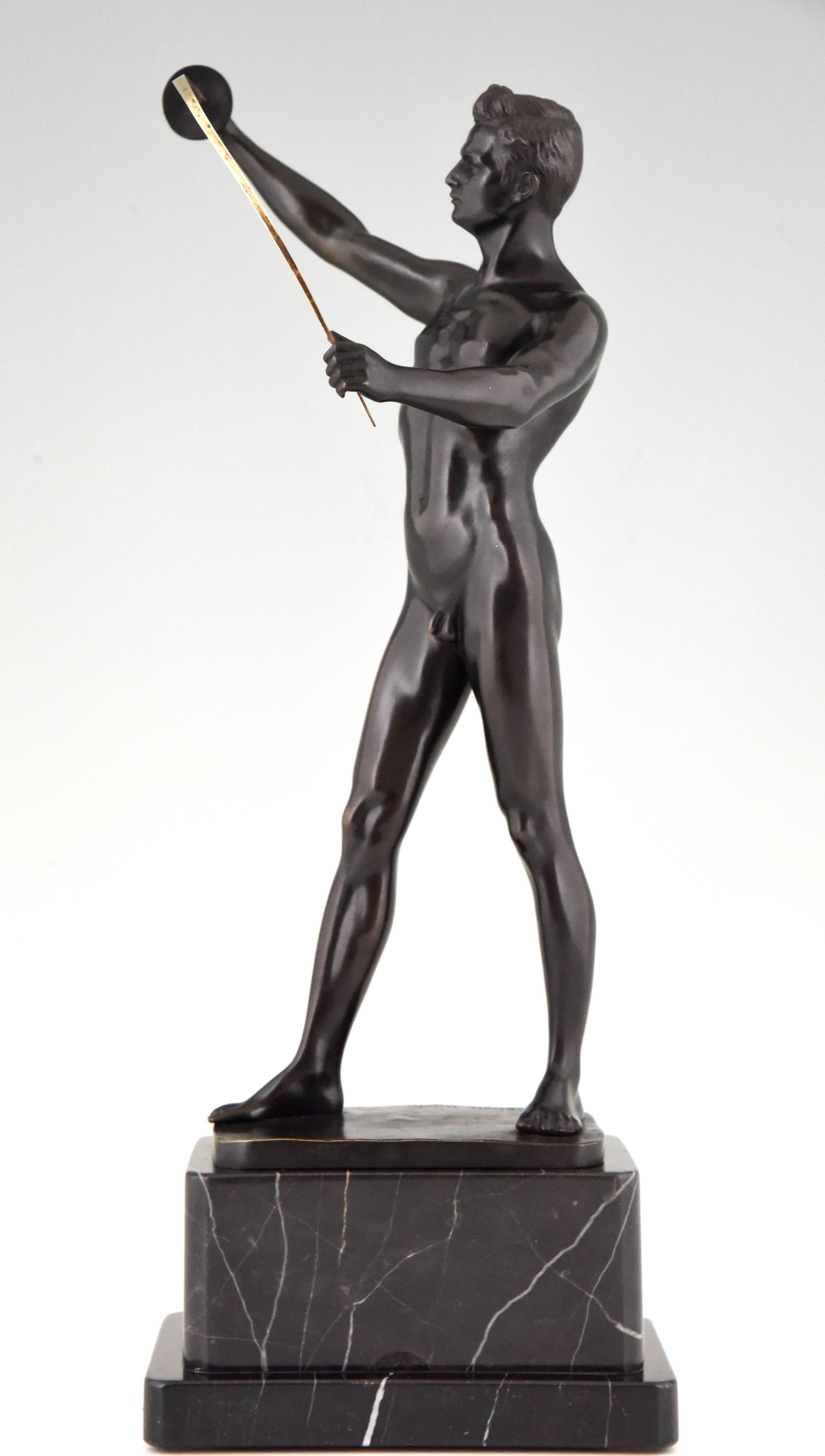 Art Deco Bronze Sculpture of a male nude Fencer by Auguste Durin, 1920 1