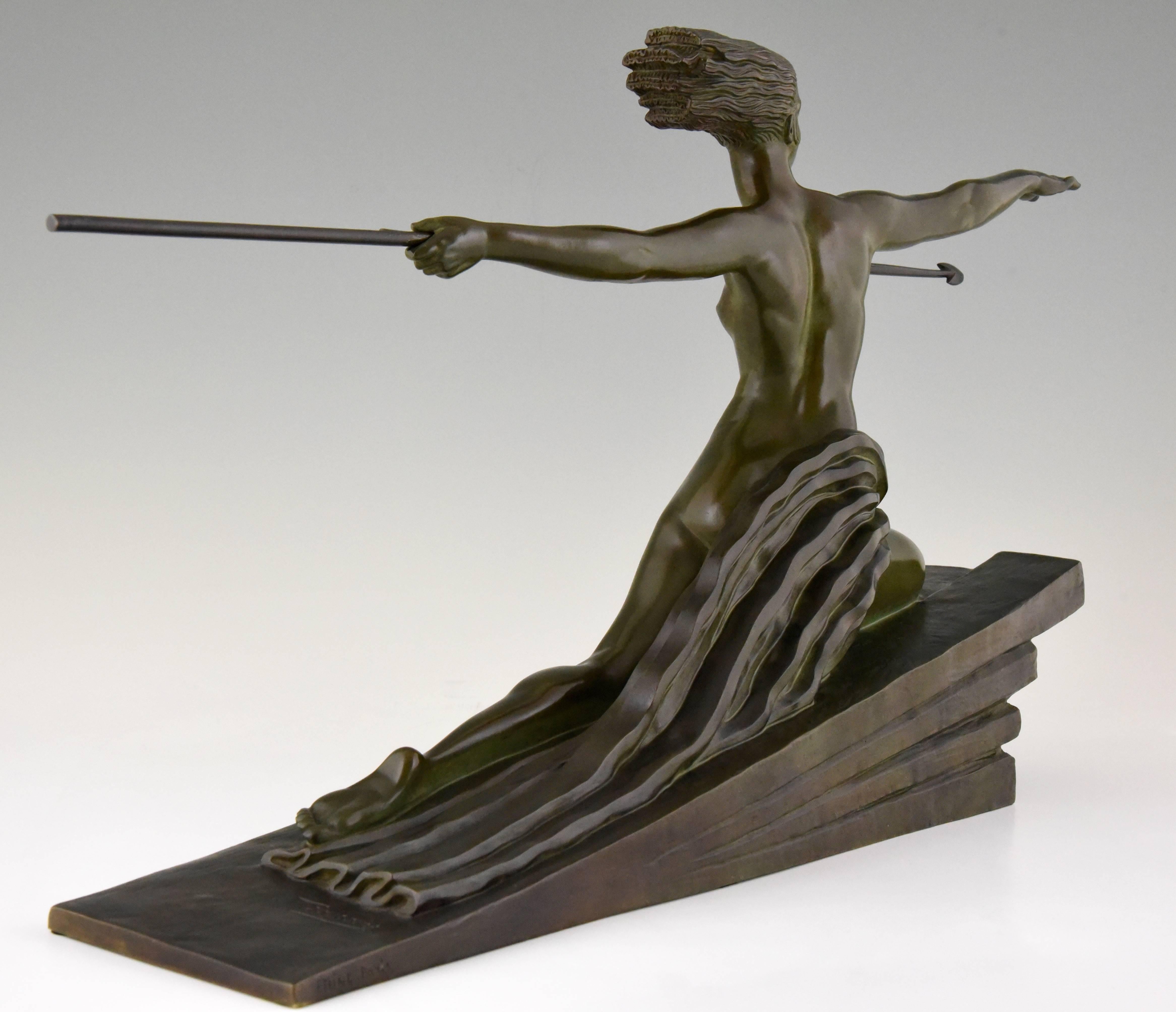 French Art Deco Bronze Sculpture Amazon, Nude with Spear, Marcel Bouraine, 1925 France