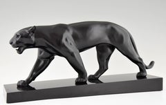 Scultura francese Art Deco di una pantera nera che cammina di Max Le Verrier, 1930