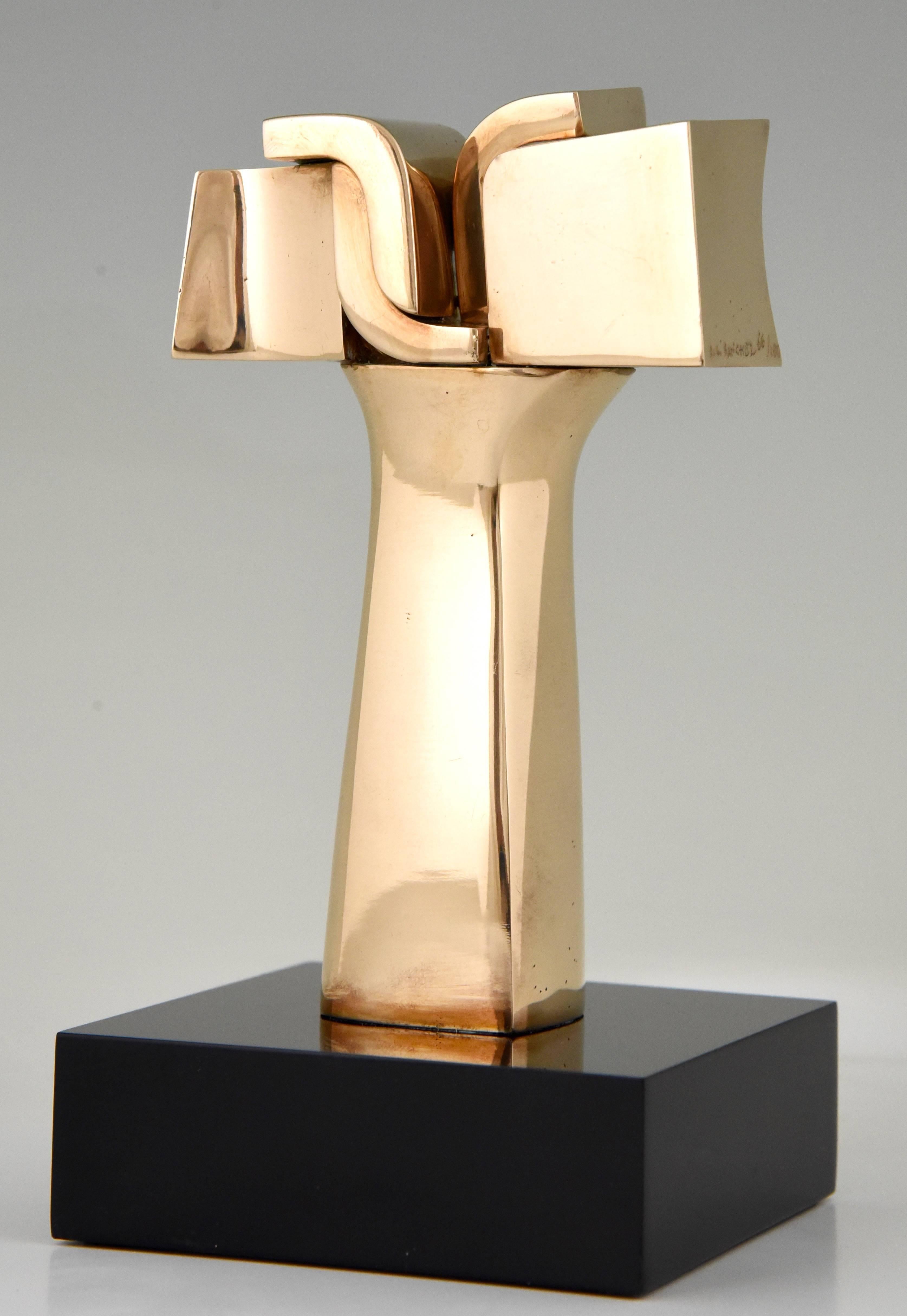 Mid-Century Modern Bronze Abstract Sculpture José Luiz Sanchez  numbered,  1970  In Good Condition In Antwerp, BE