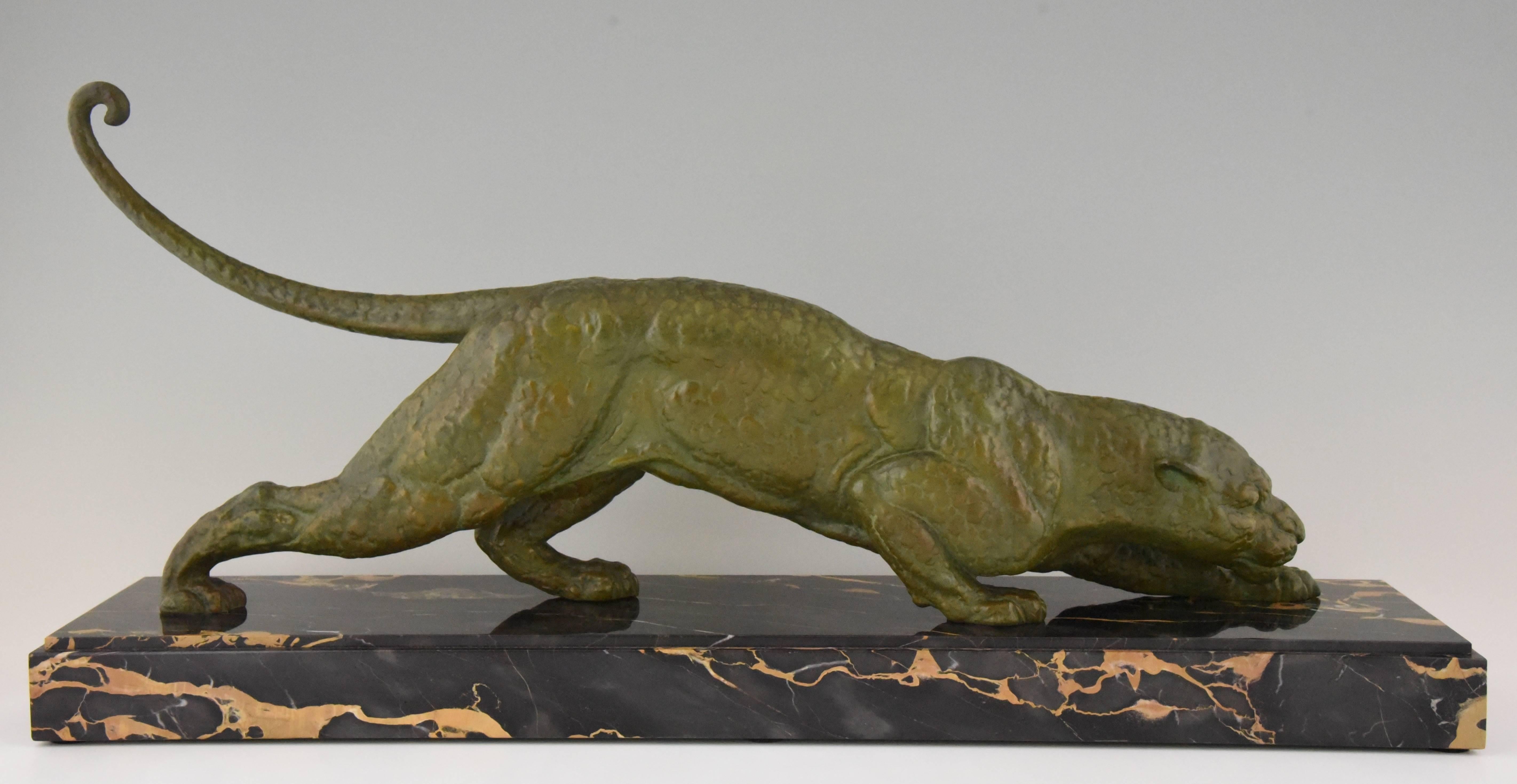 Patinated Art Deco Sculpture of a Panther Demetre H. Chiparus, 1930 France