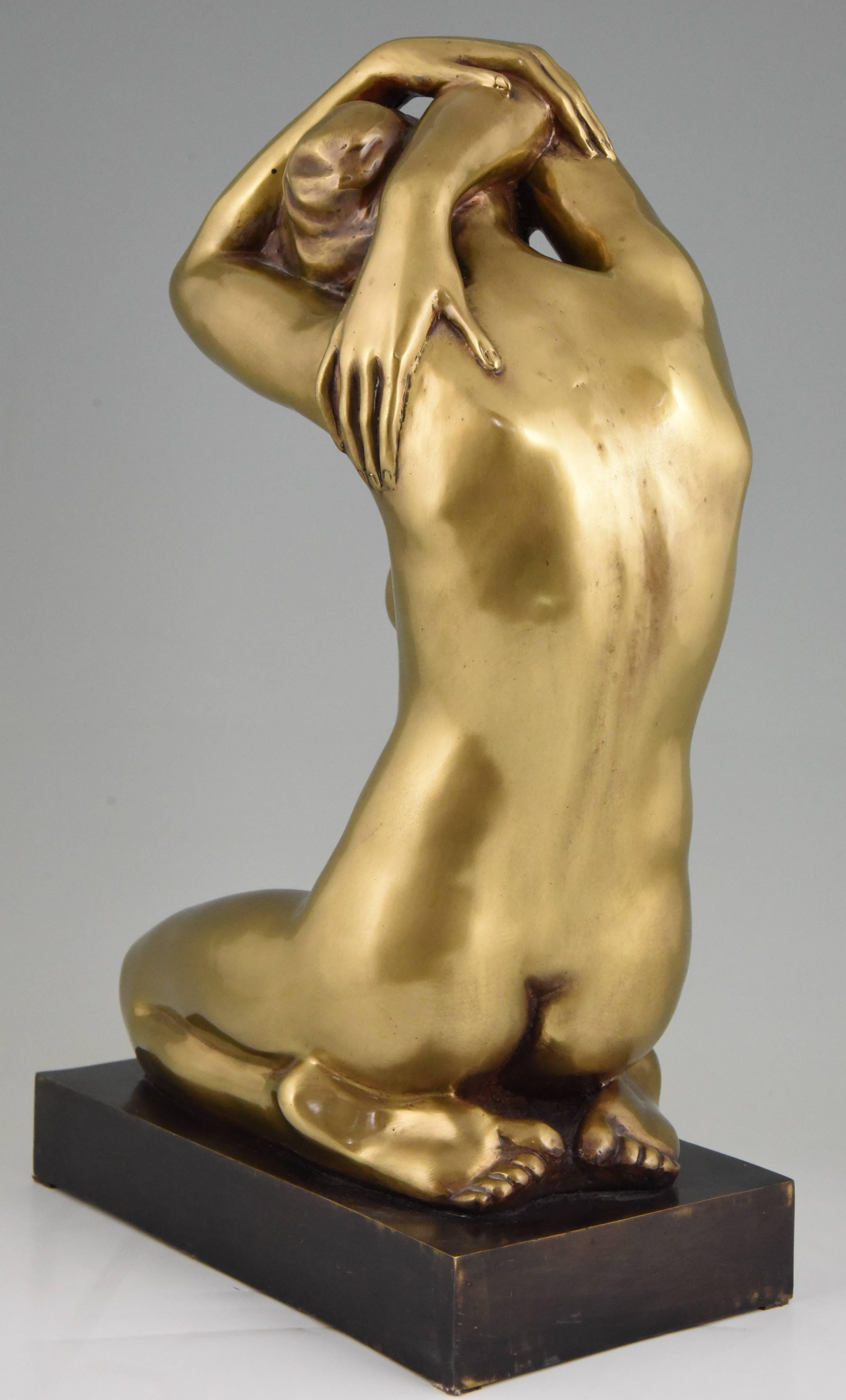 German Art Deco Bronze Sculpture of Kneeling Nude in the style of Arno Breker, 1930