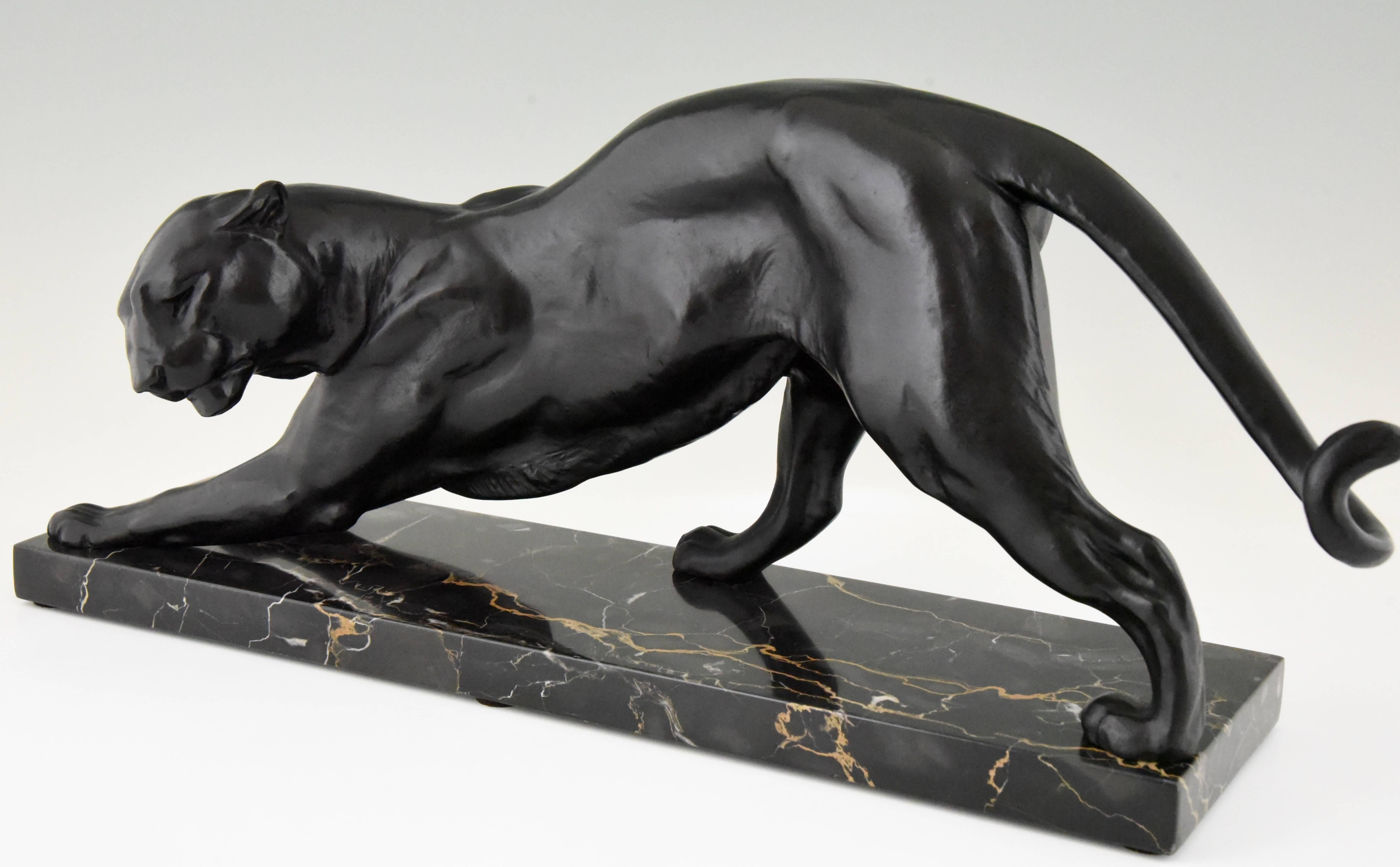 Metal Art Deco Sculpture of a Panther Plagnet on Marble Base, France, 1930