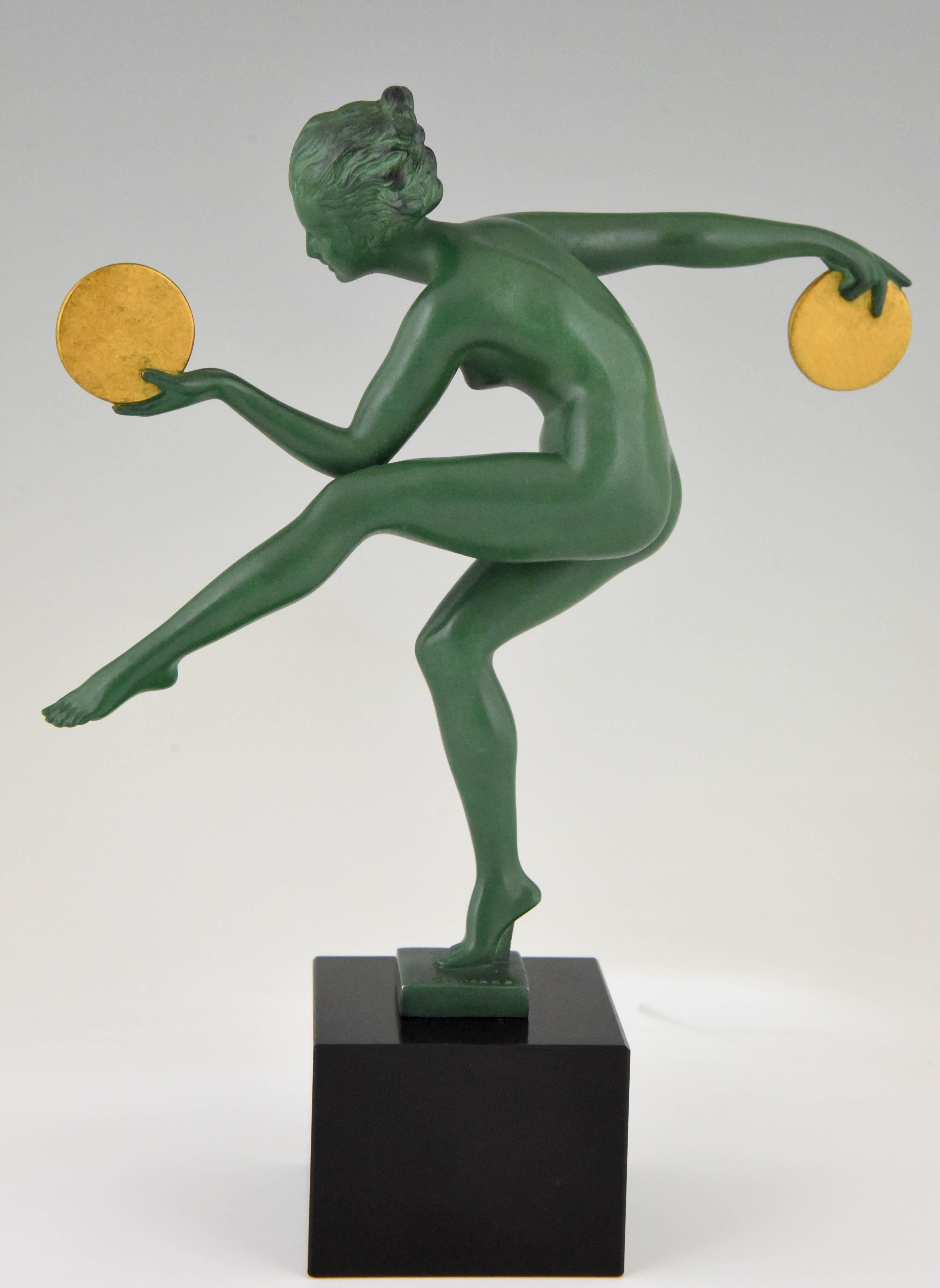Art Deco Sculpture Nude Dancer with Discs by Marcel Bouraine, Derenne, 1930 In Good Condition In Antwerp, BE