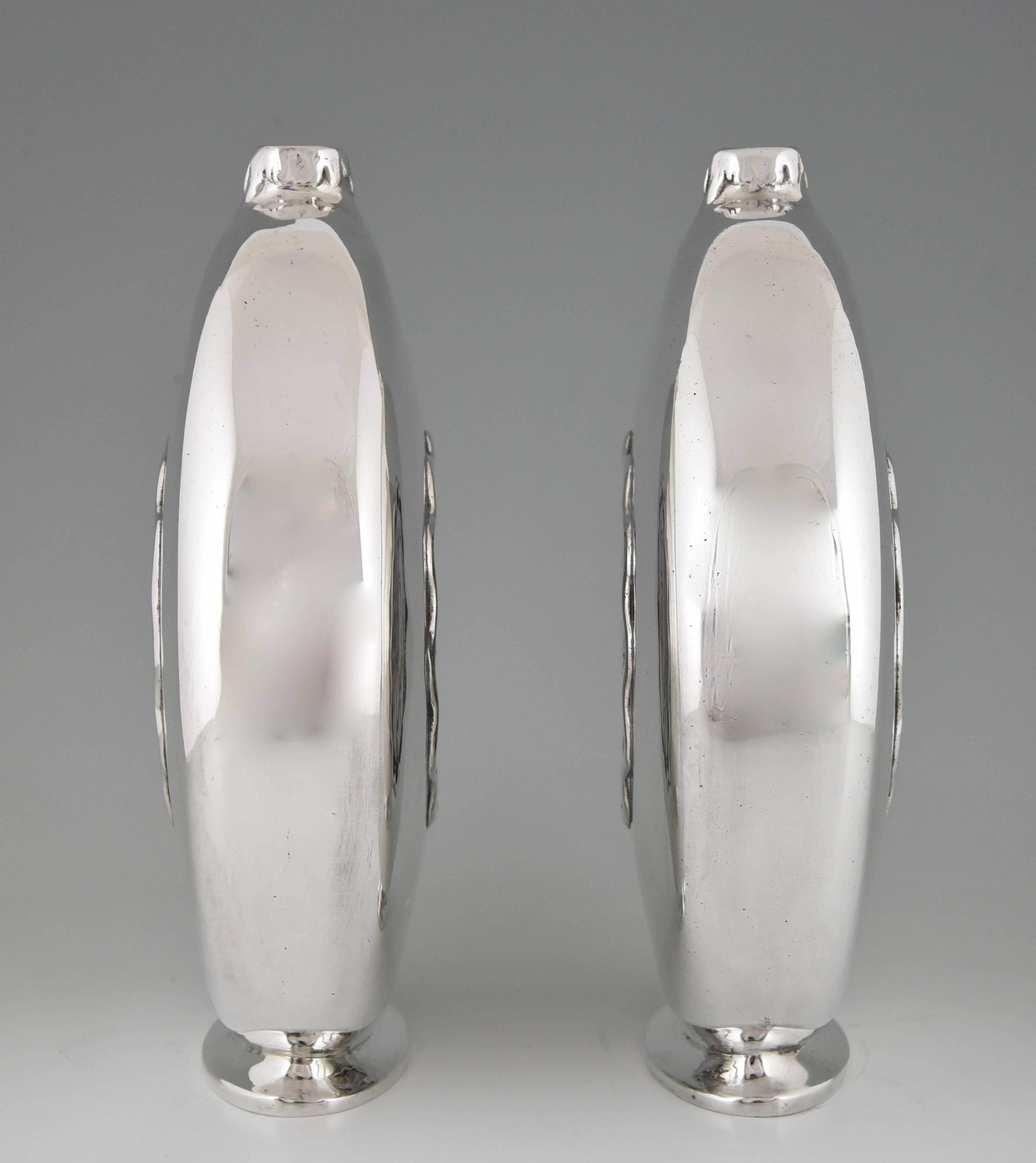French Pair of Silvered Bronze Art Deco Vases by G. Poitvin 1930 In Excellent Condition In Antwerp, BE
