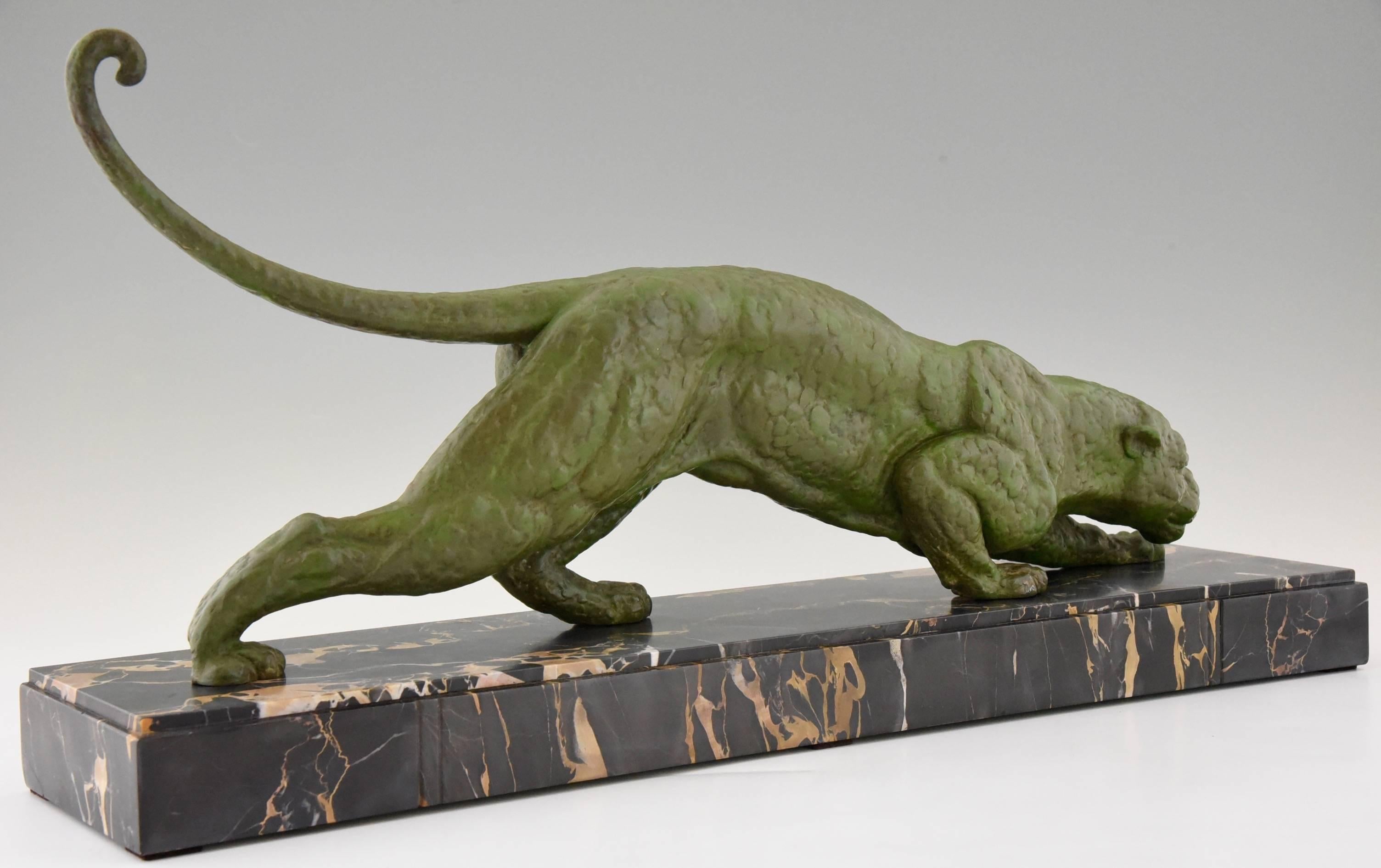French Art Deco Panther Sculpture by Chiparus, 1930 In Good Condition In Antwerp, BE