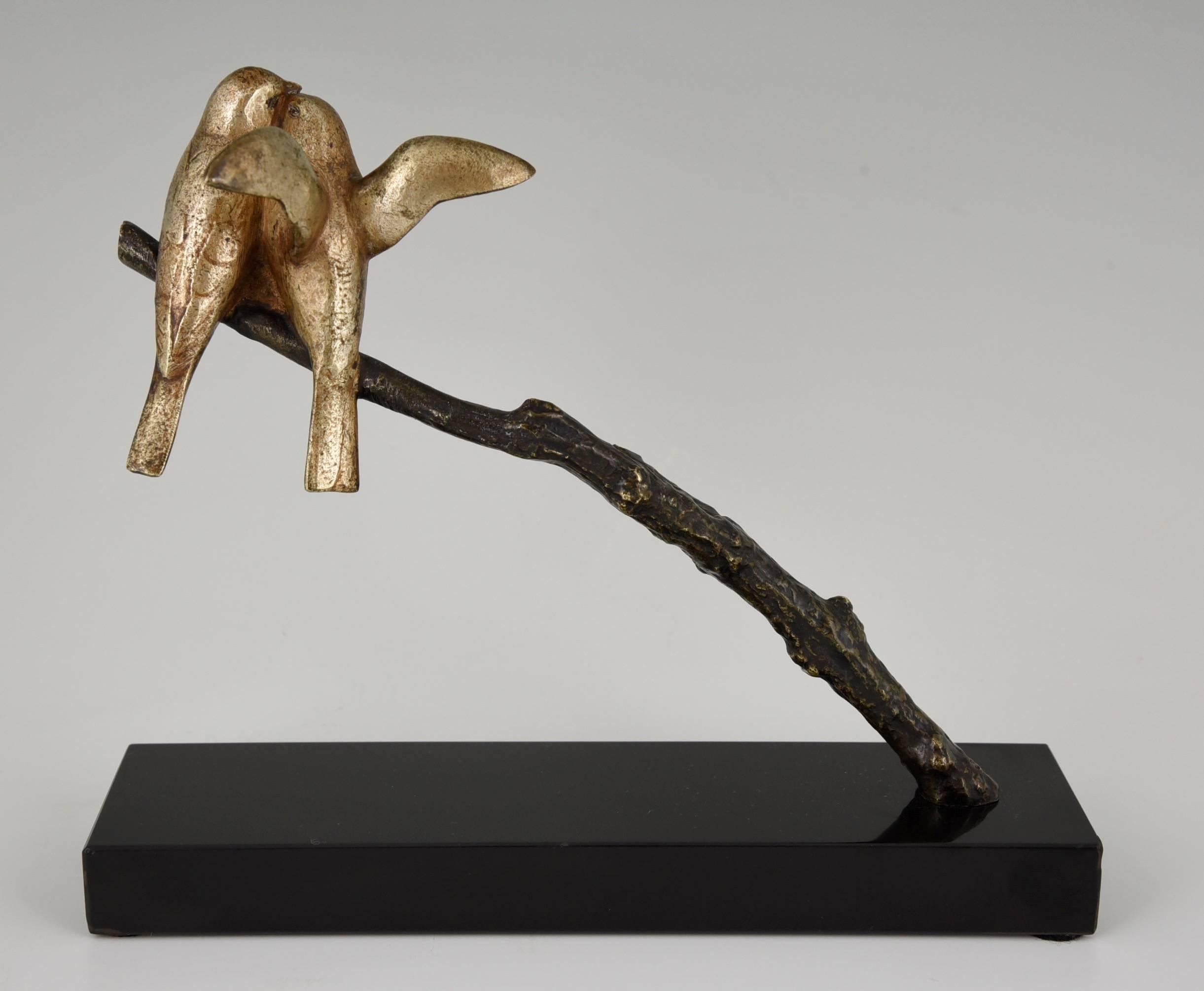 Mid-20th Century French Art Deco Bronze Bird Sculpture by Becquerel, 1930