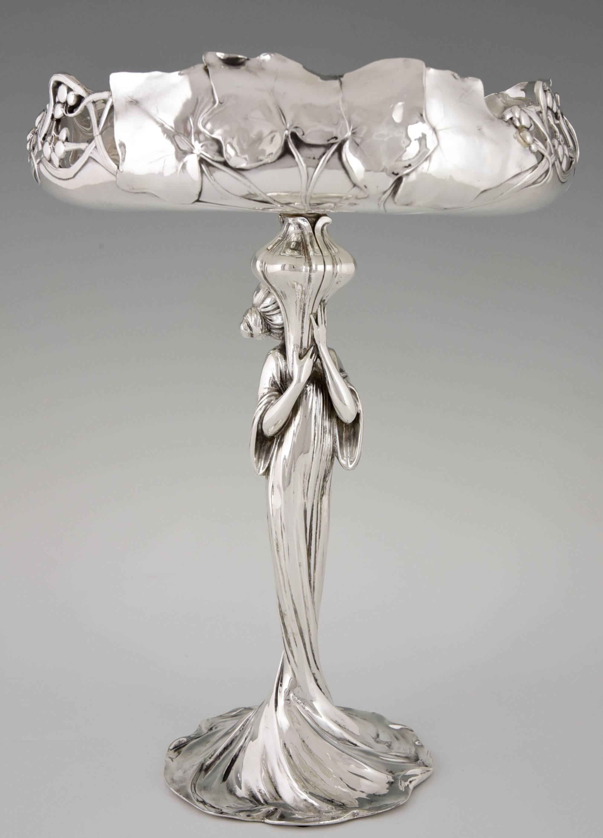 Centerpiece with Art Nouveau Maiden with Ivy Leaves and Foliage by WMF, 1906 In Good Condition In Antwerp, BE