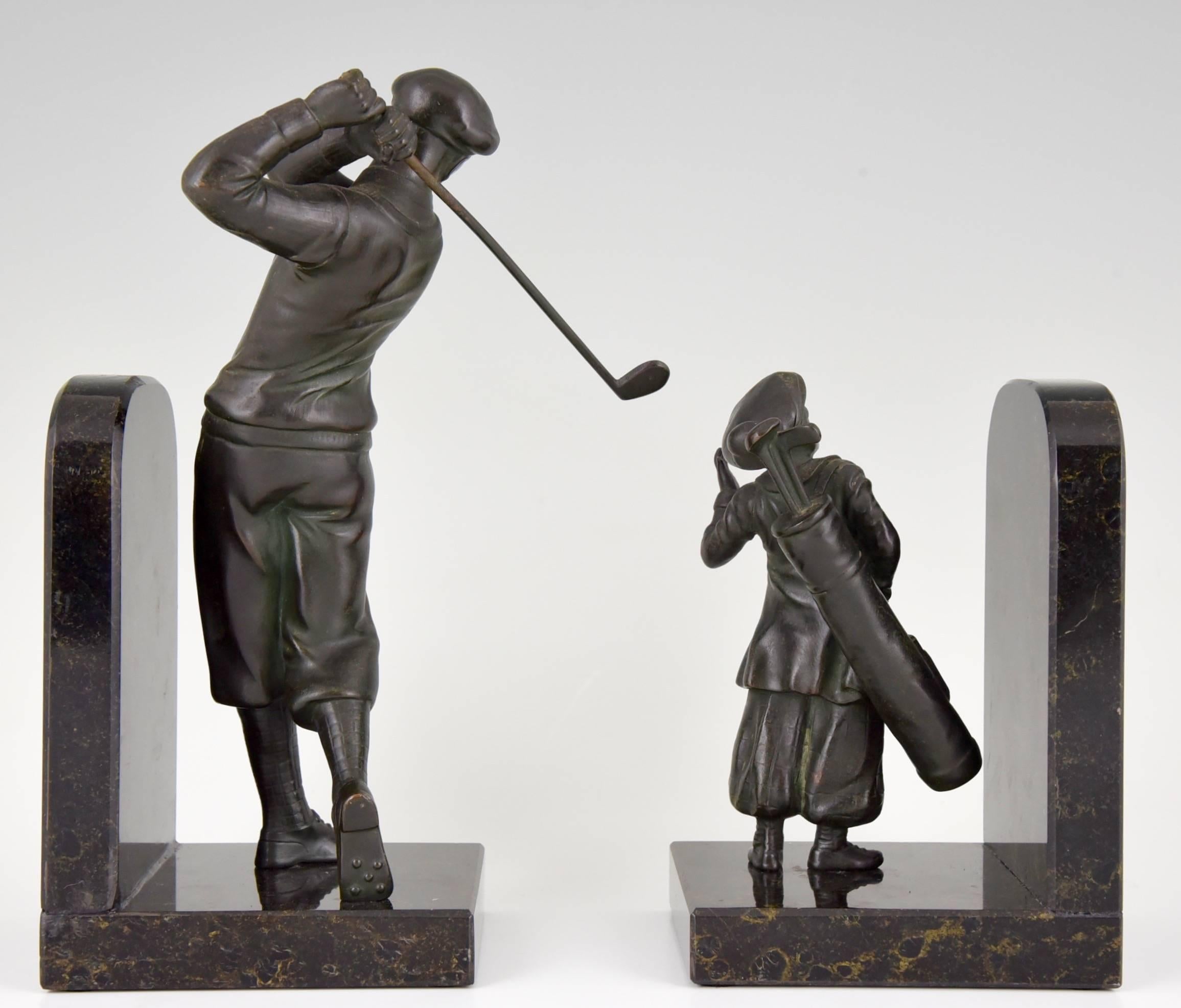 French Art Deco bookends golfer with caddy, 1930 In Good Condition In Antwerp, BE