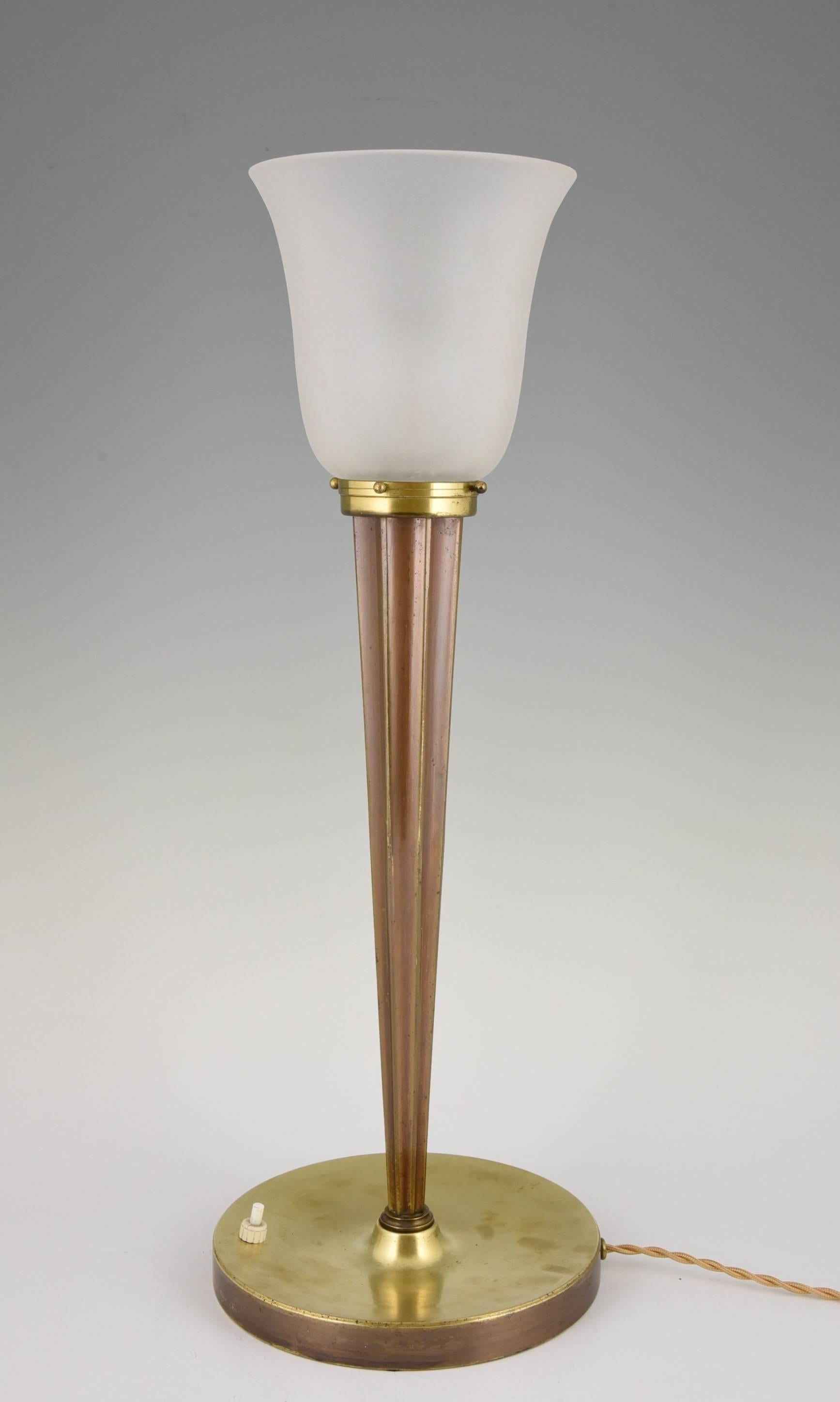 Jean Perzel Bronze and Copper Table Lamp, Signed, France, 1954 In Good Condition In Antwerp, BE