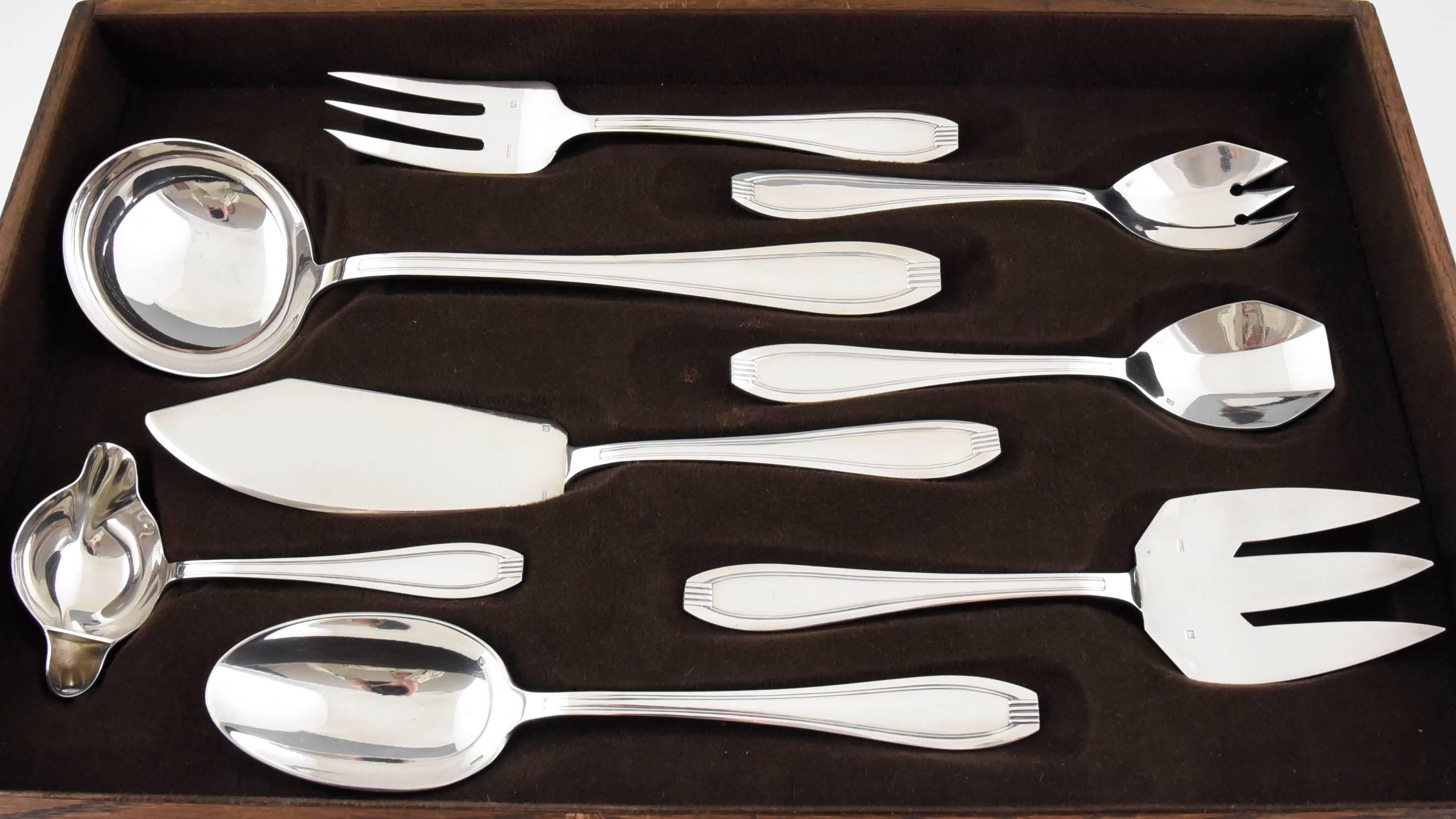 Art Deco Silver Plated 178 pc cutlery set by Frionnet in Original Case, 1930 In Good Condition In Antwerp, BE
