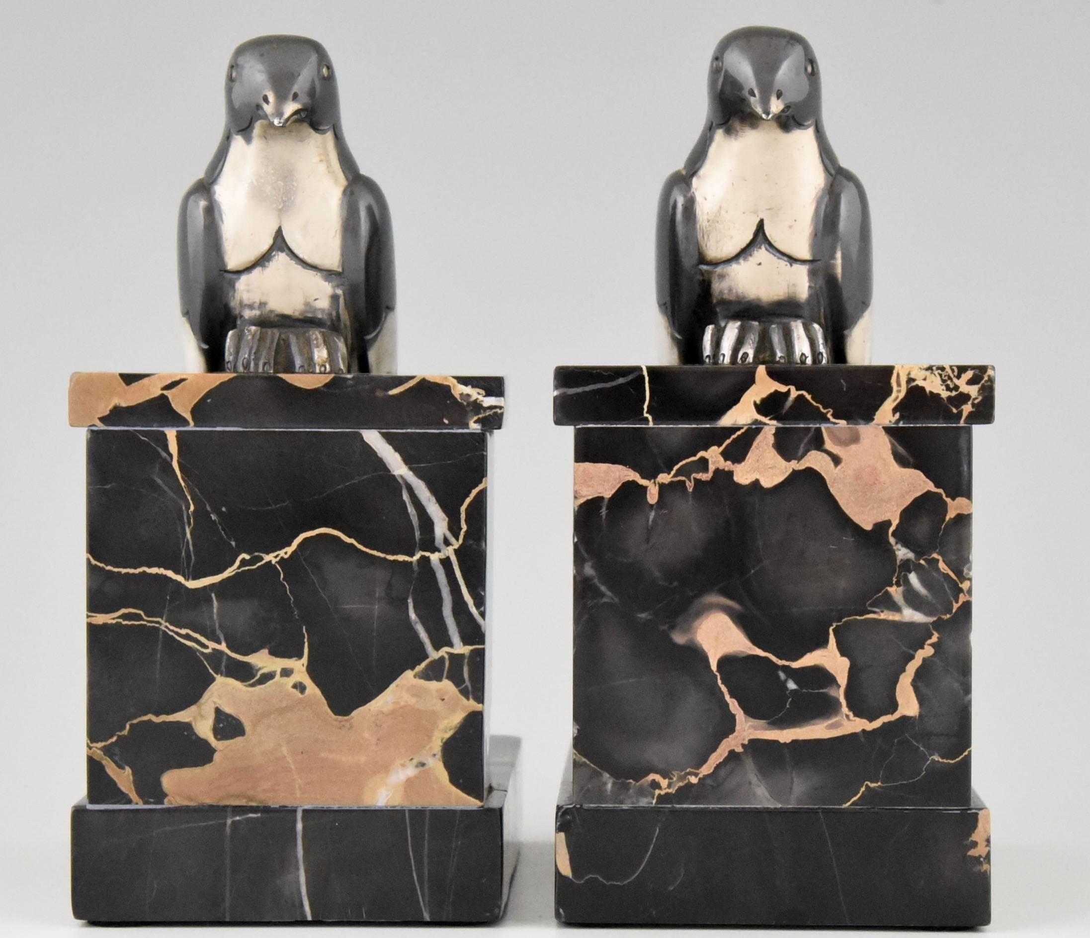 Mid-20th Century French Art Deco Bronze Swallow Bird Bookends by S. Bizard, 1930
