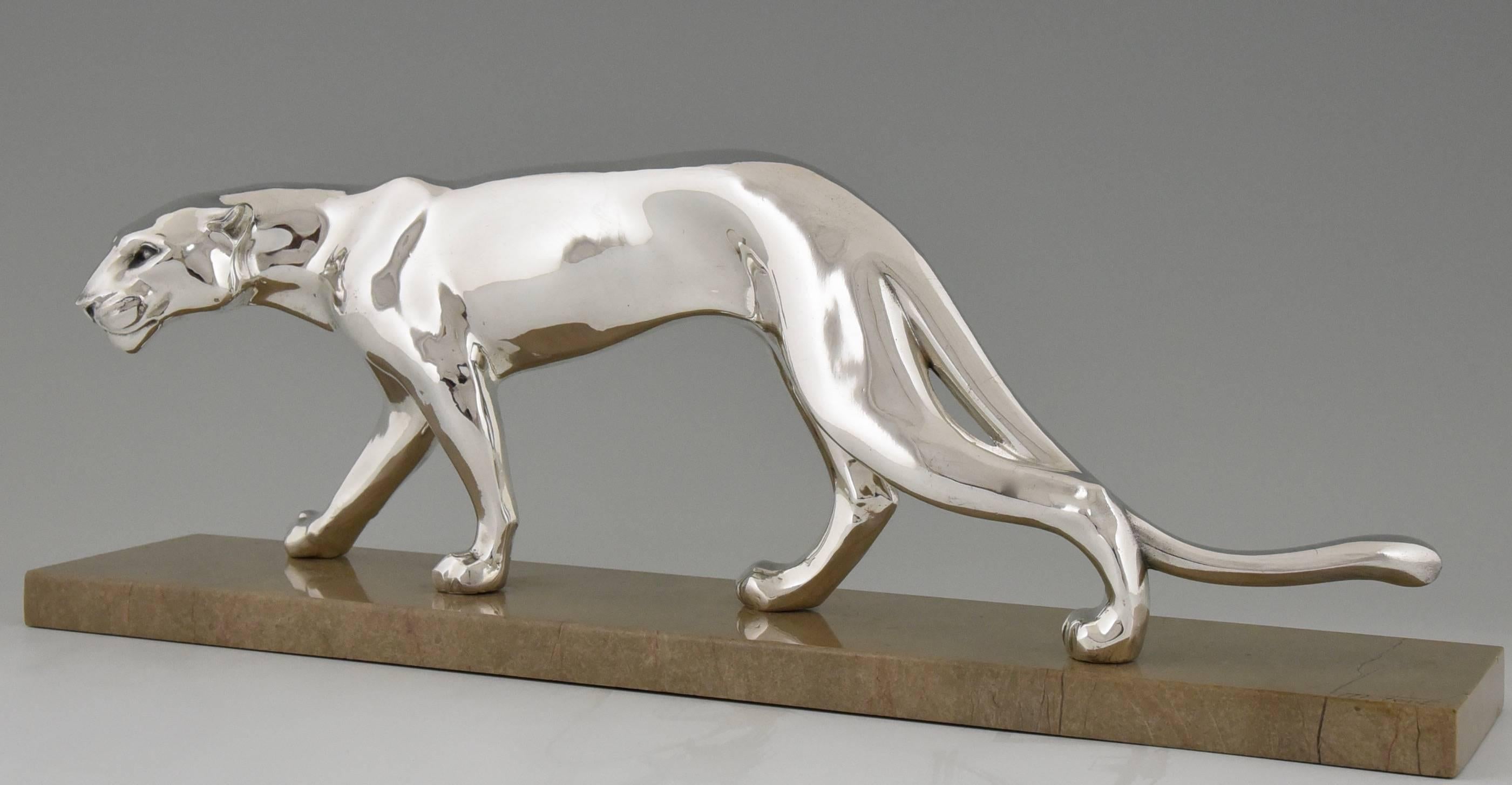 French Art Deco Silvered Panther by M. Font, 1930 In Good Condition In Antwerp, BE