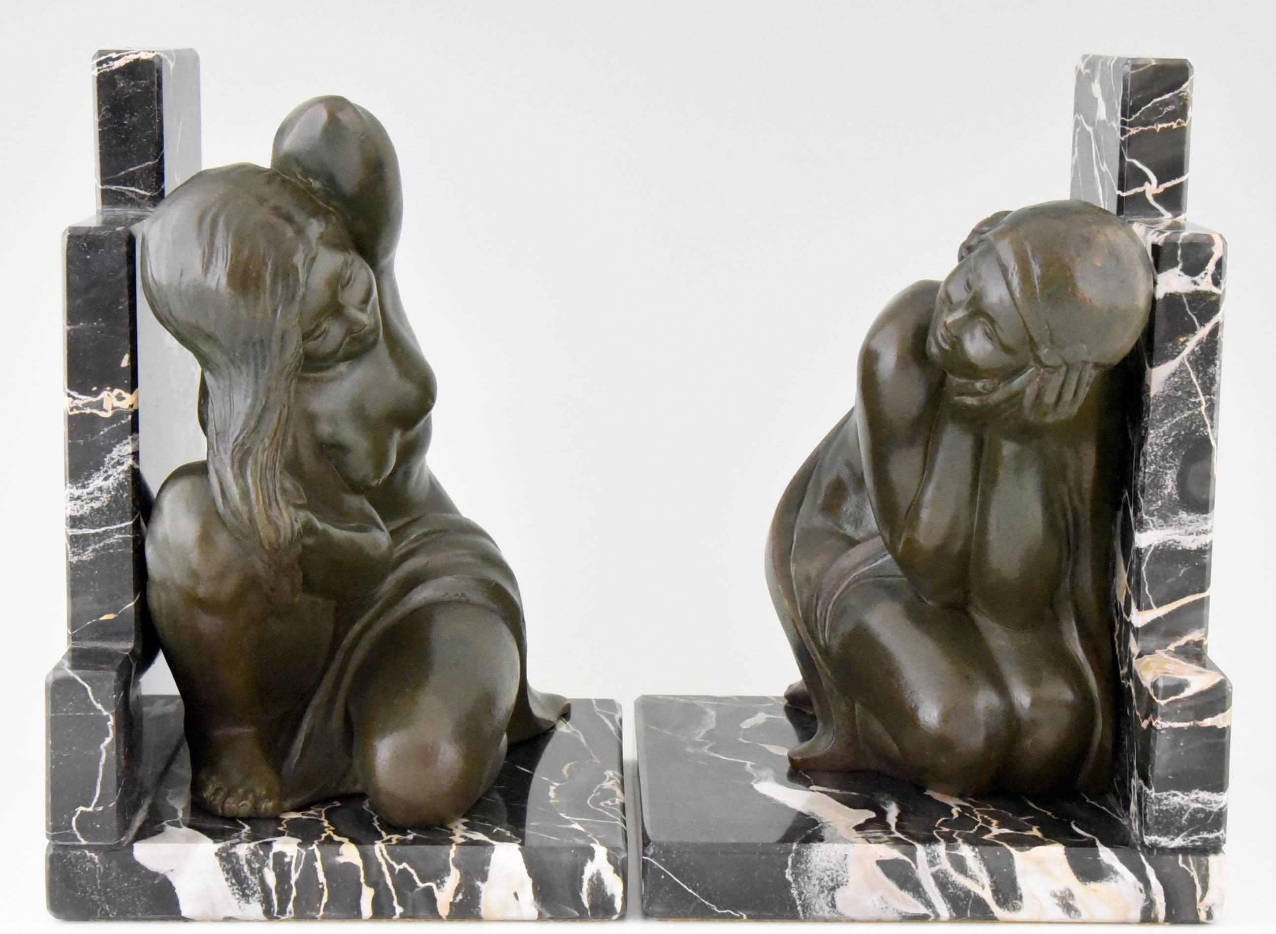 French Art Deco Bronze Bookends with Nudes by C. Levy Kinsbourg, 1930 1