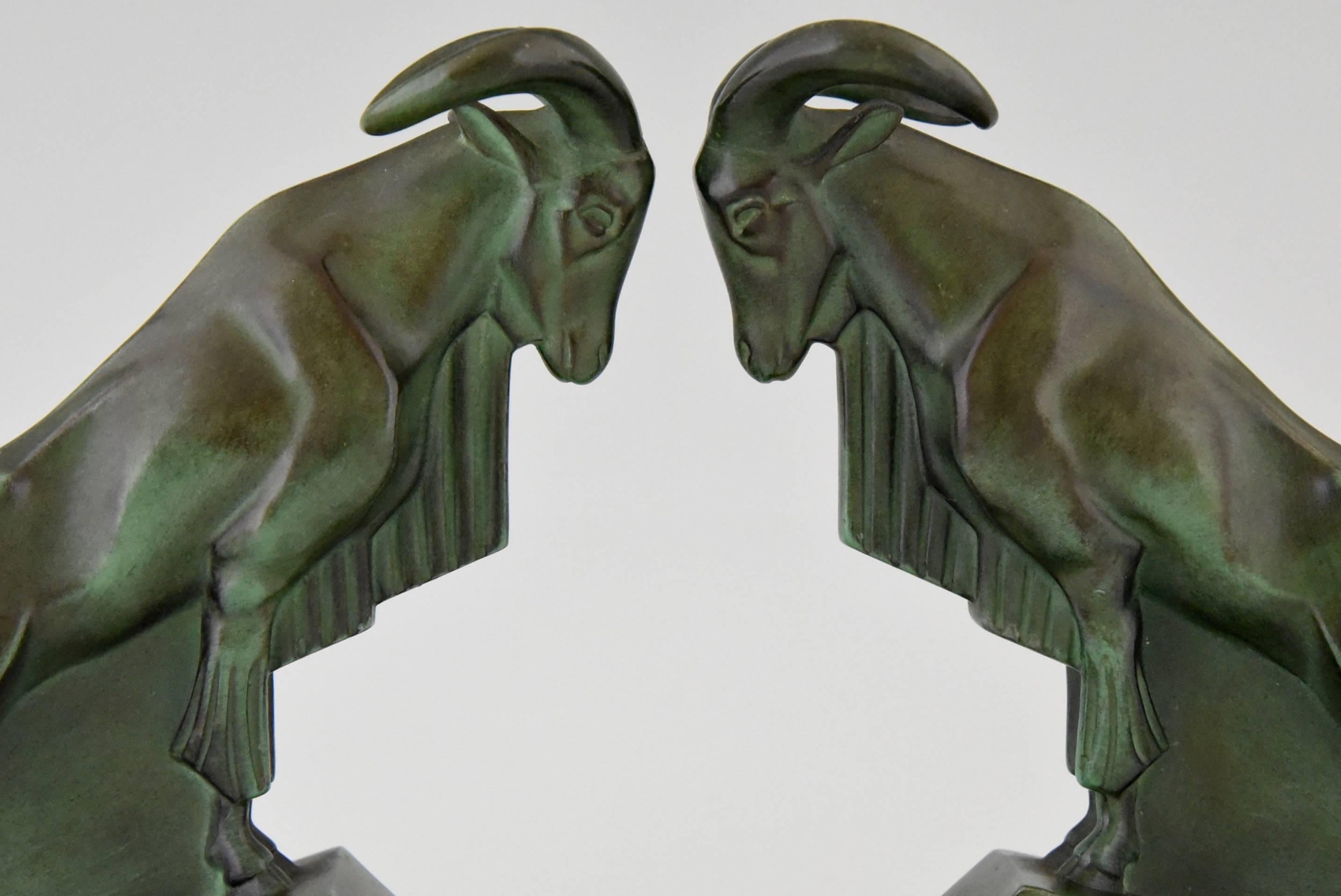 French Art Deco Ram Bookends by Max Le Verrier, 1930 In Good Condition In Antwerp, BE