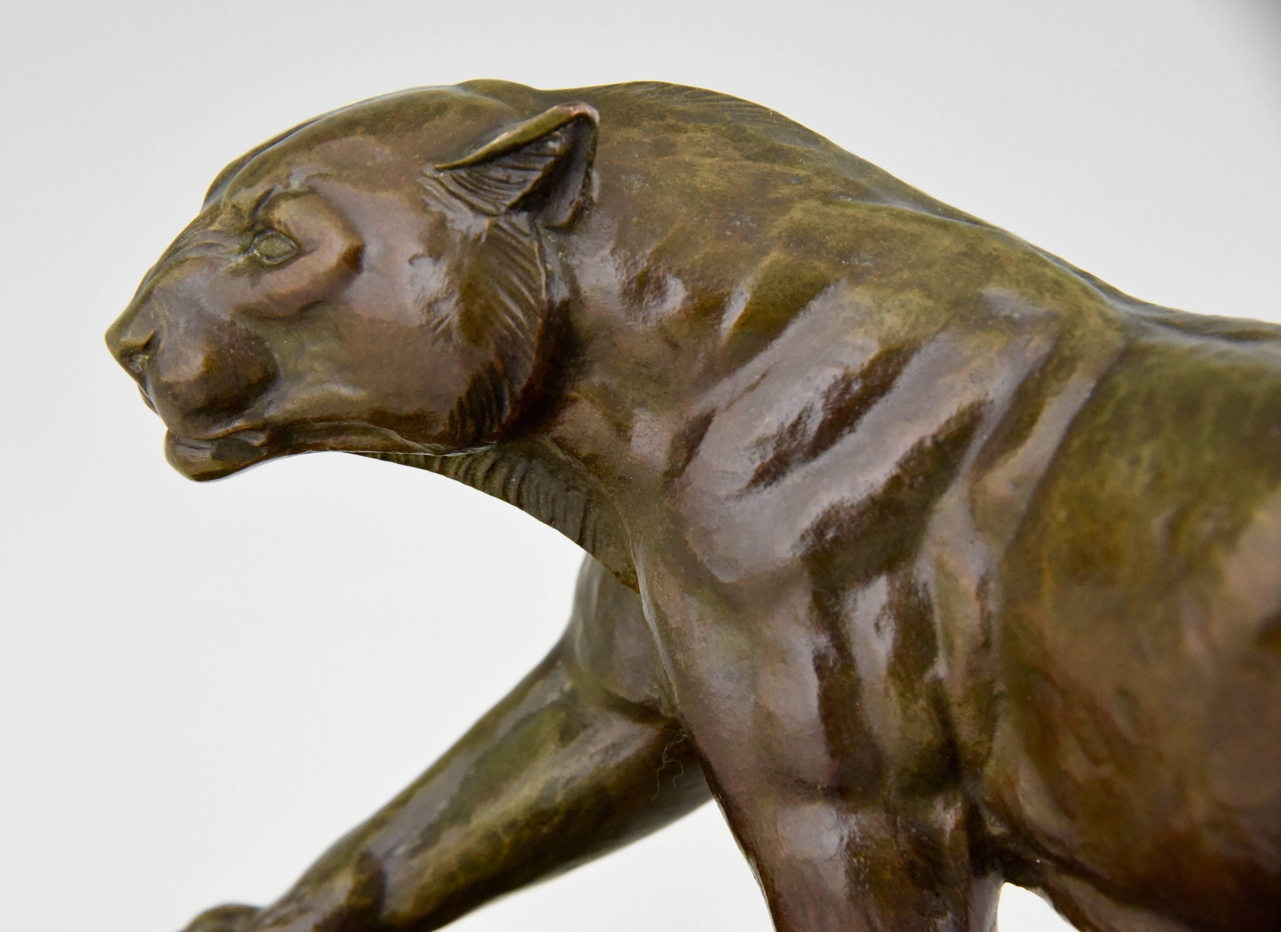 Art Deco Bronze Panther Sculpture by R. Sarat, 1930 France 1