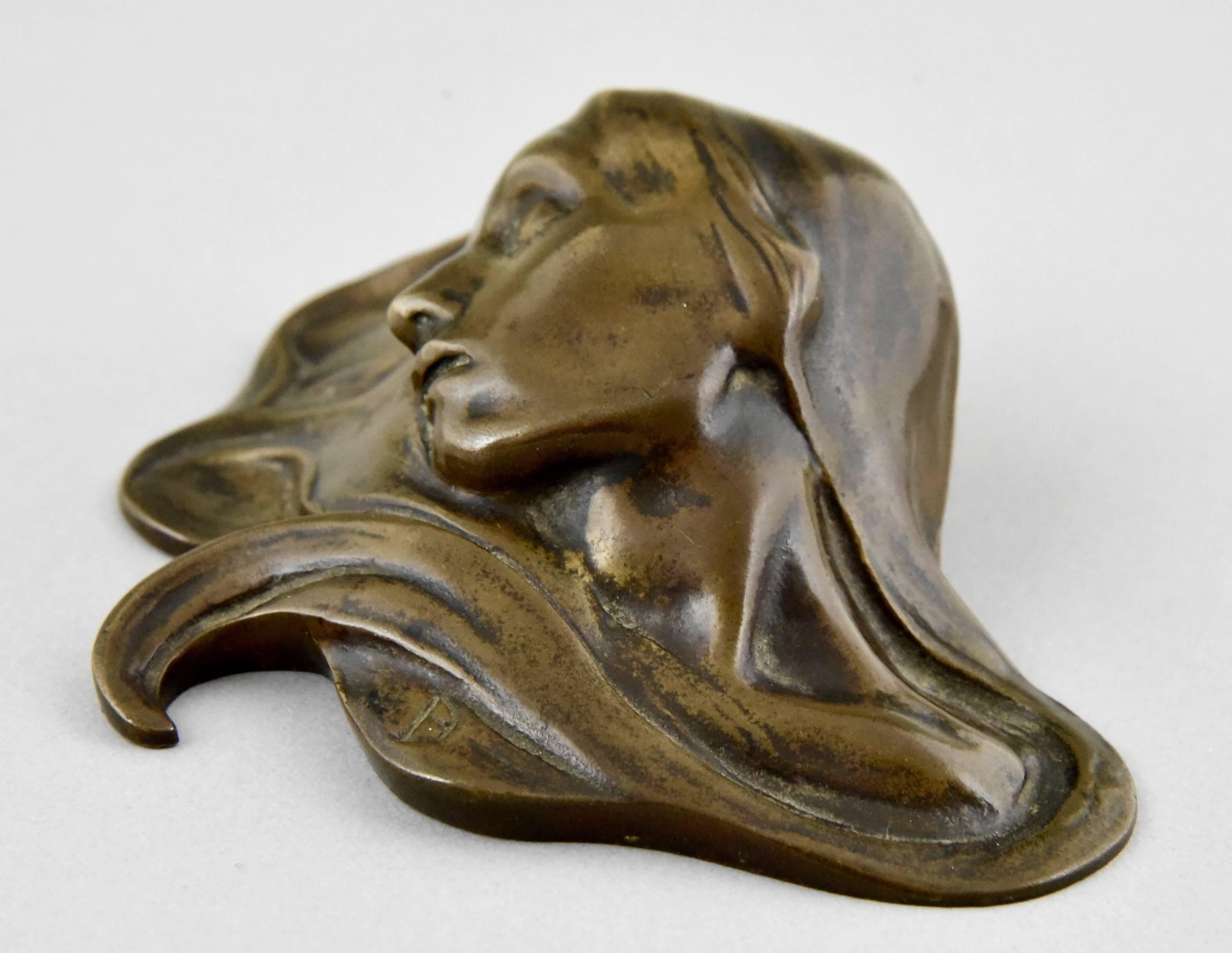 20th Century Art Nouveau Bronze Paperweight Women's Profile Paul Dubois, 1900
