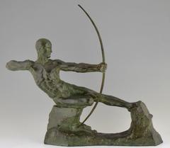Sculpture en bronze Art Déco d'un archer nu par Victor Demanet:: 1930