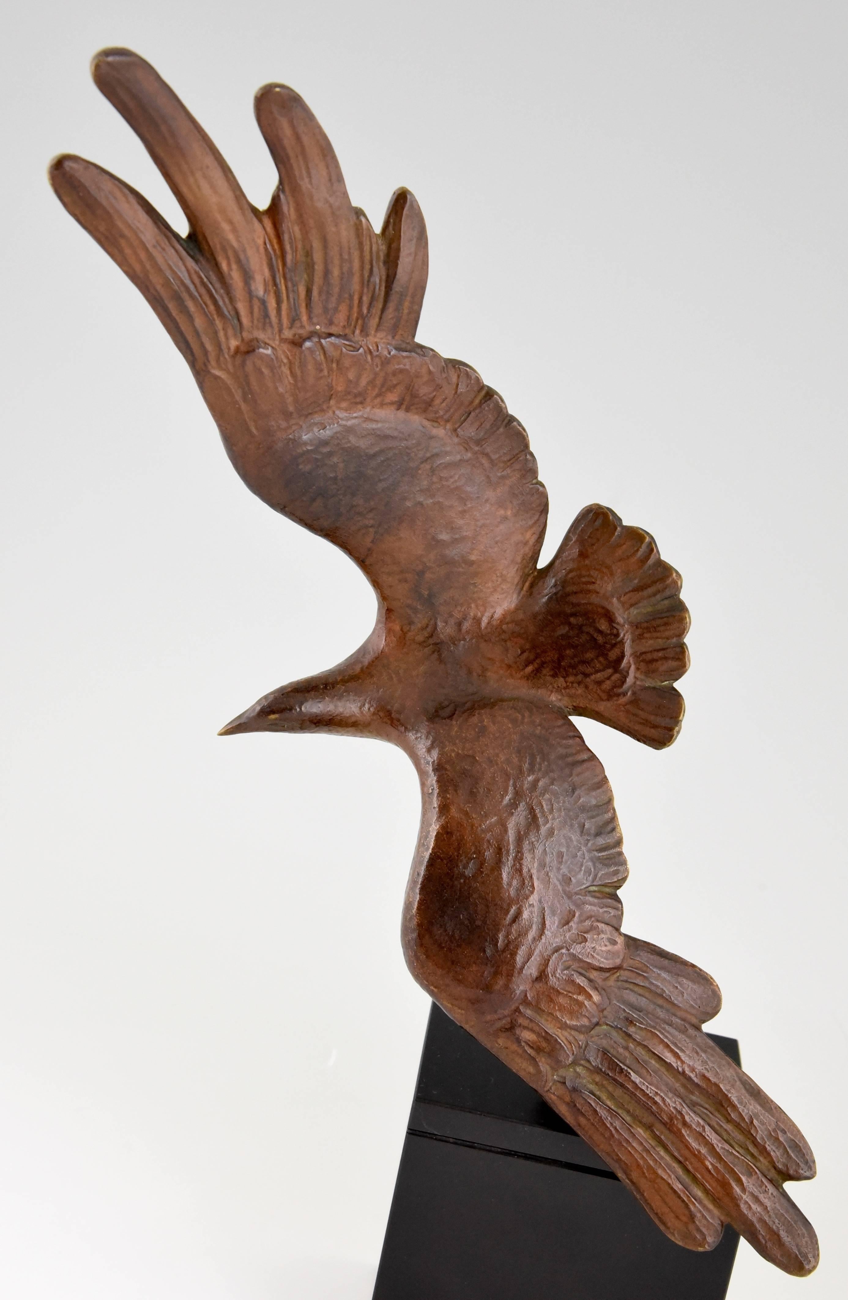 20ième siècle Sculpture en bronze Art Déco d'un oiseau par Alexandre Kelety, France, 1930