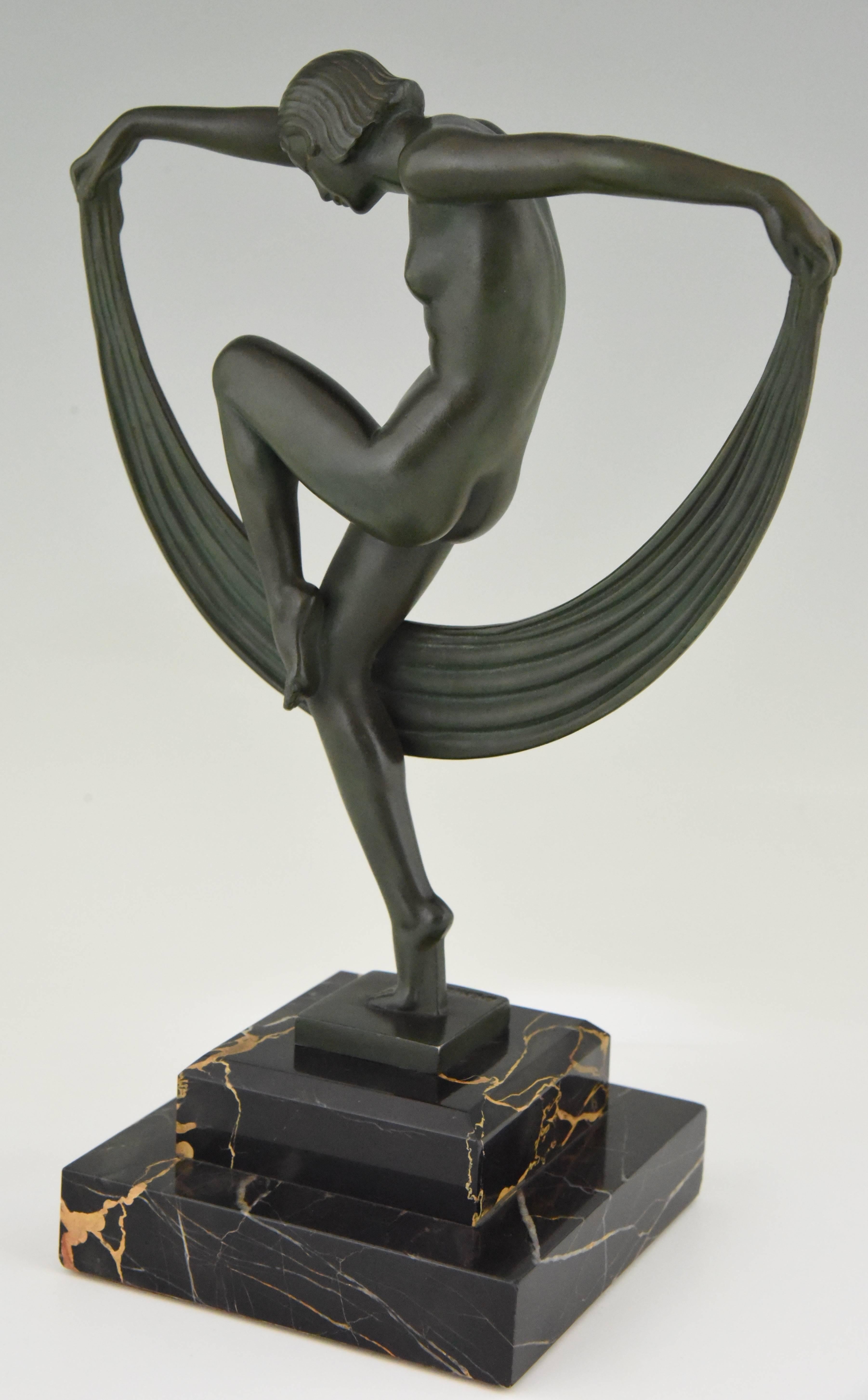 French Art Deco Sculpture of a Nude Scarf Dancer Denis, 1930 1