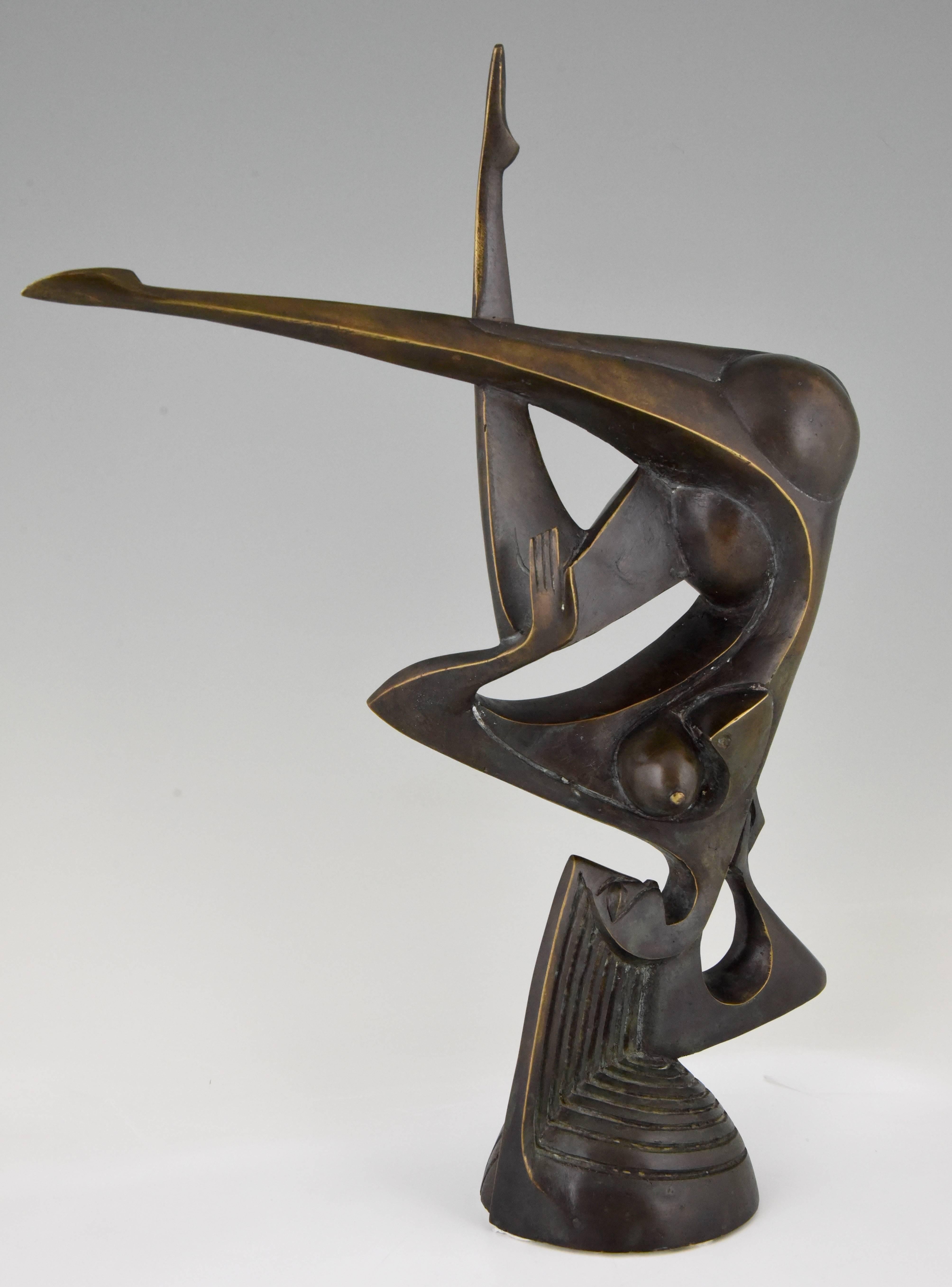 “Balance”
Modern bronze sculpture of a balancing female figure by Stefan Vladov.
Artist/ Maker: Stefan Vladov
Signature/ Marks: Monogram
Style: Mid Century Modern
Date: 1970/1980
Material: Bronze, patinated.
Origin: Bulgarian artist.
Size: