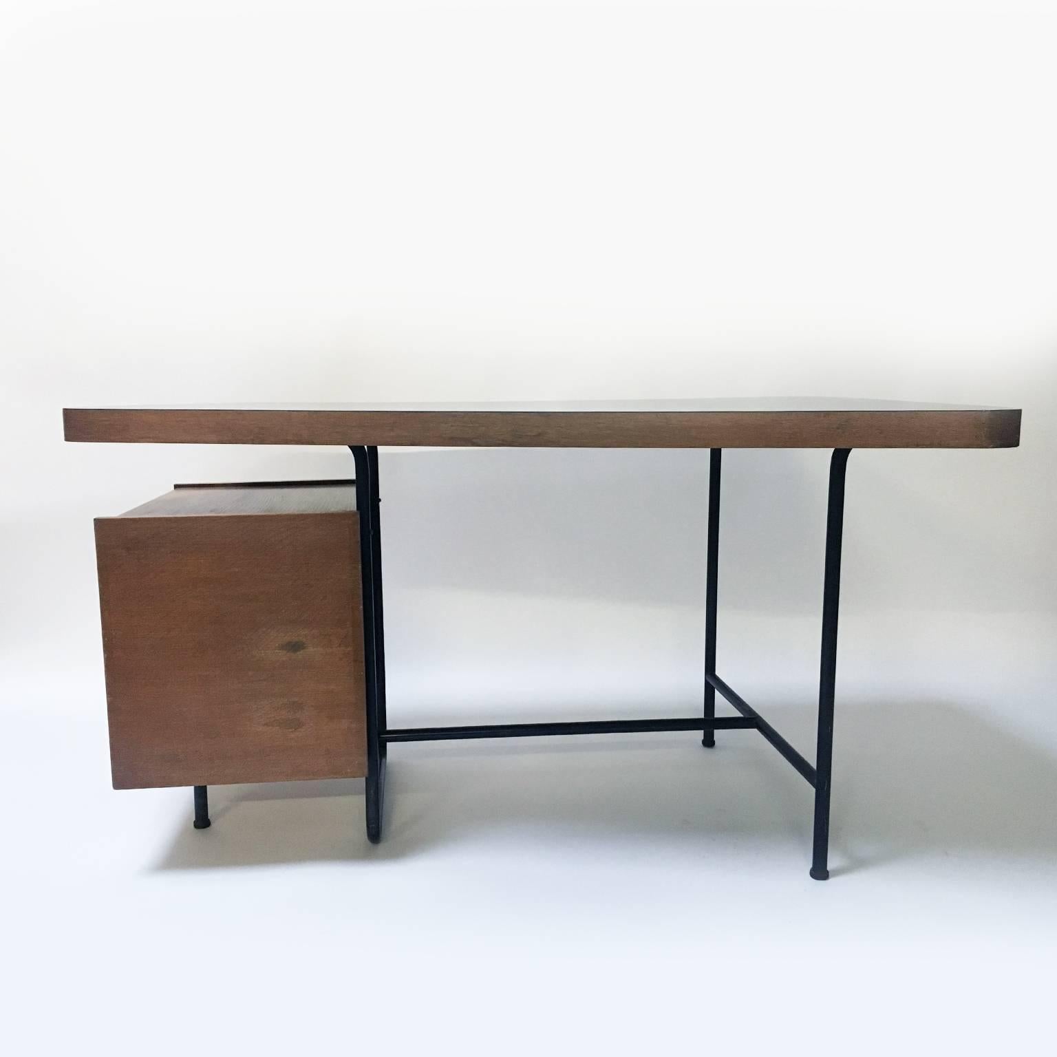 Mid-Century Modern French Writing Desk in the Style of Pierre Guariche