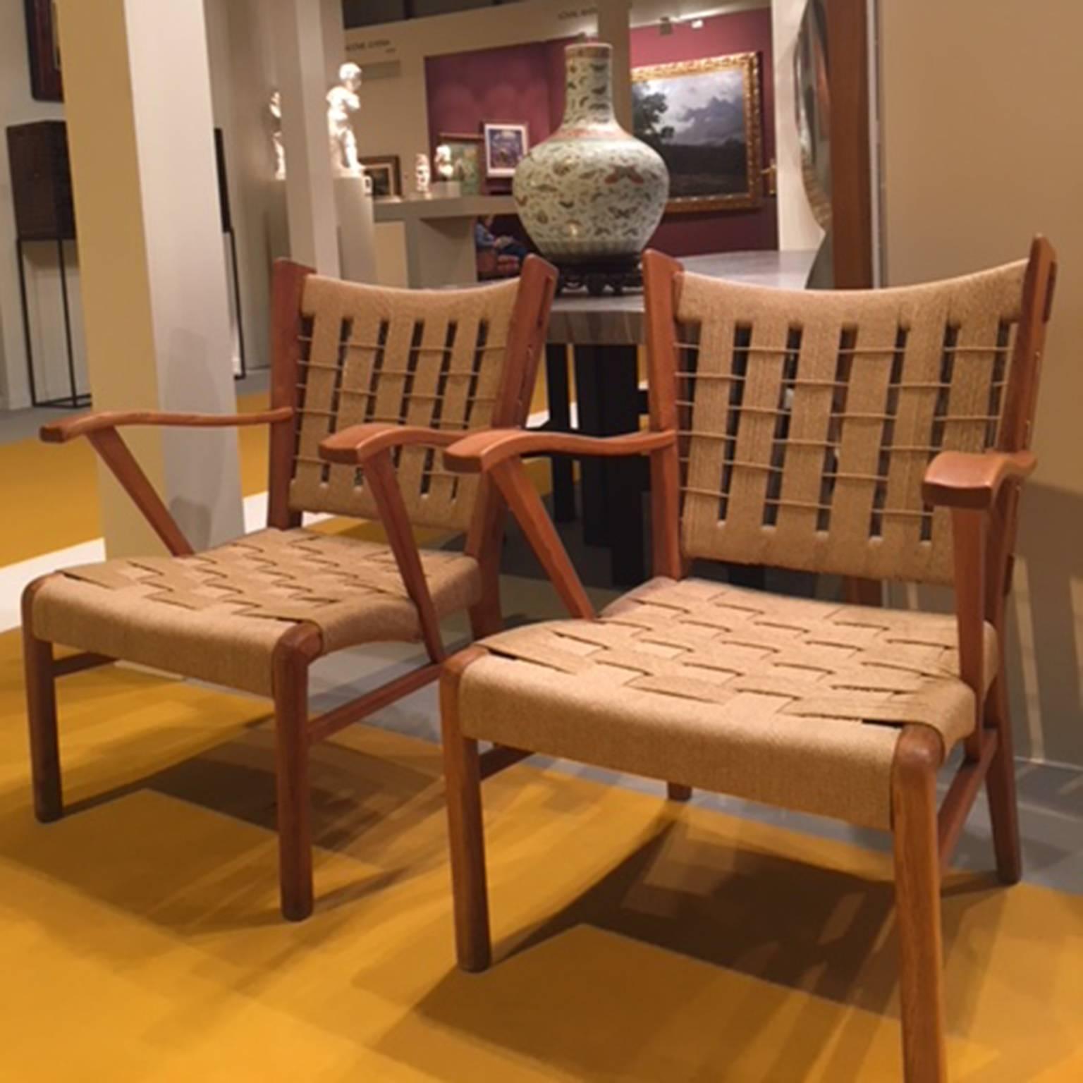 Pair of Armchairs Attribute to Paolo Buffa 1