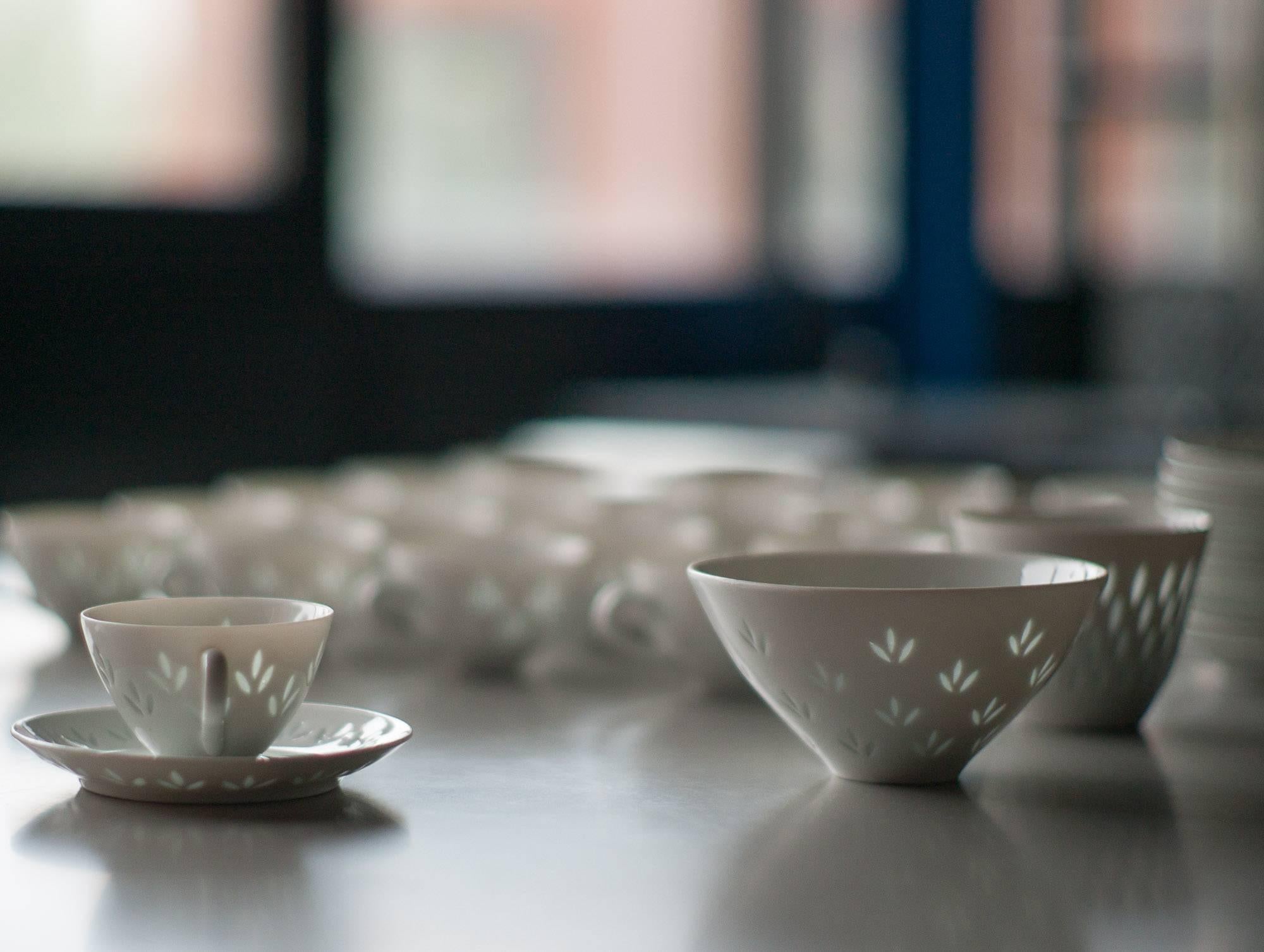 Rice Porcelain 24-Piece Tea Service by Friedl Kjellberg In Excellent Condition In Dronten, NL