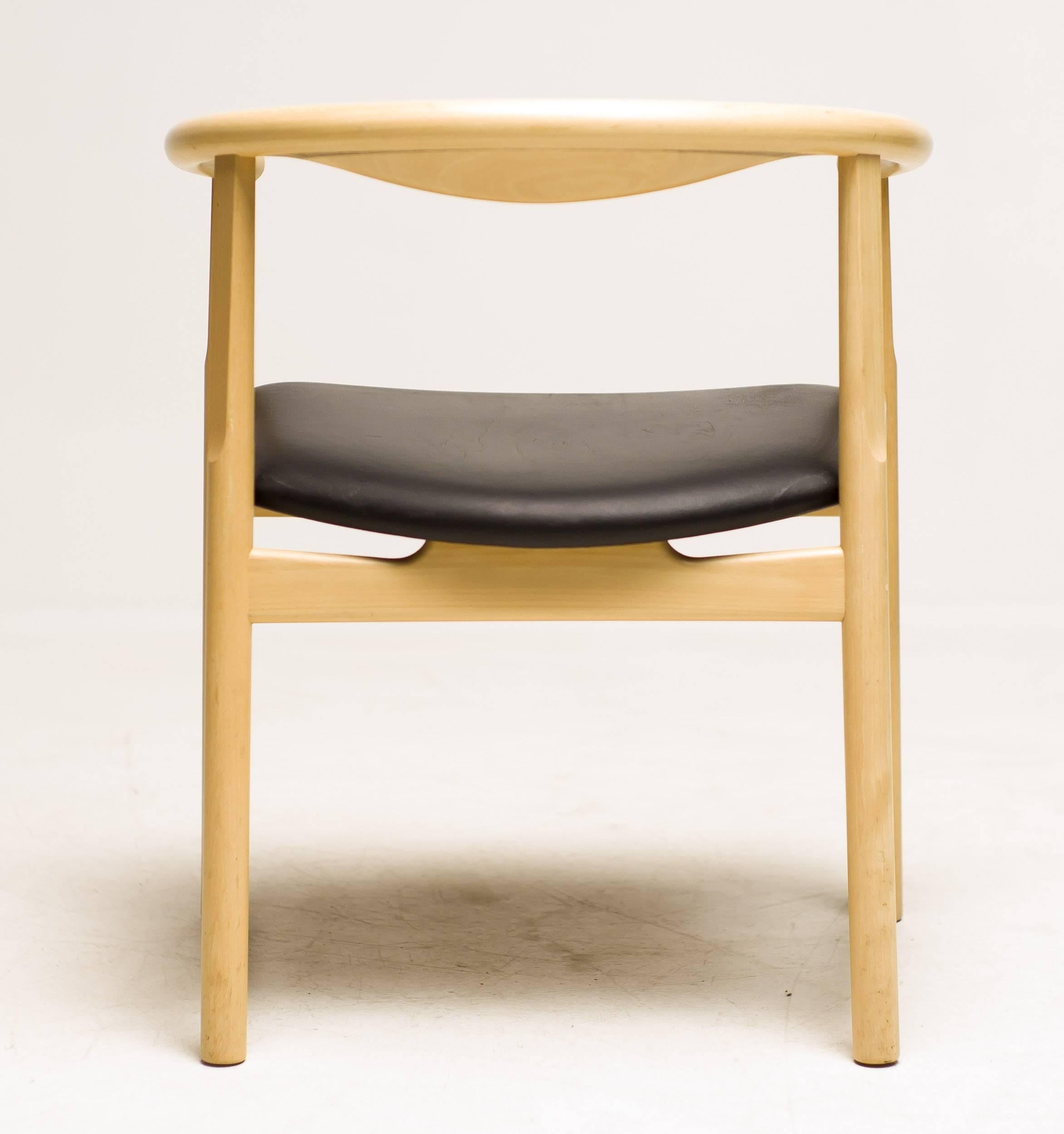 Scandinavian Modern Set of Six Hans Wegner PP 203 Dining Chairs