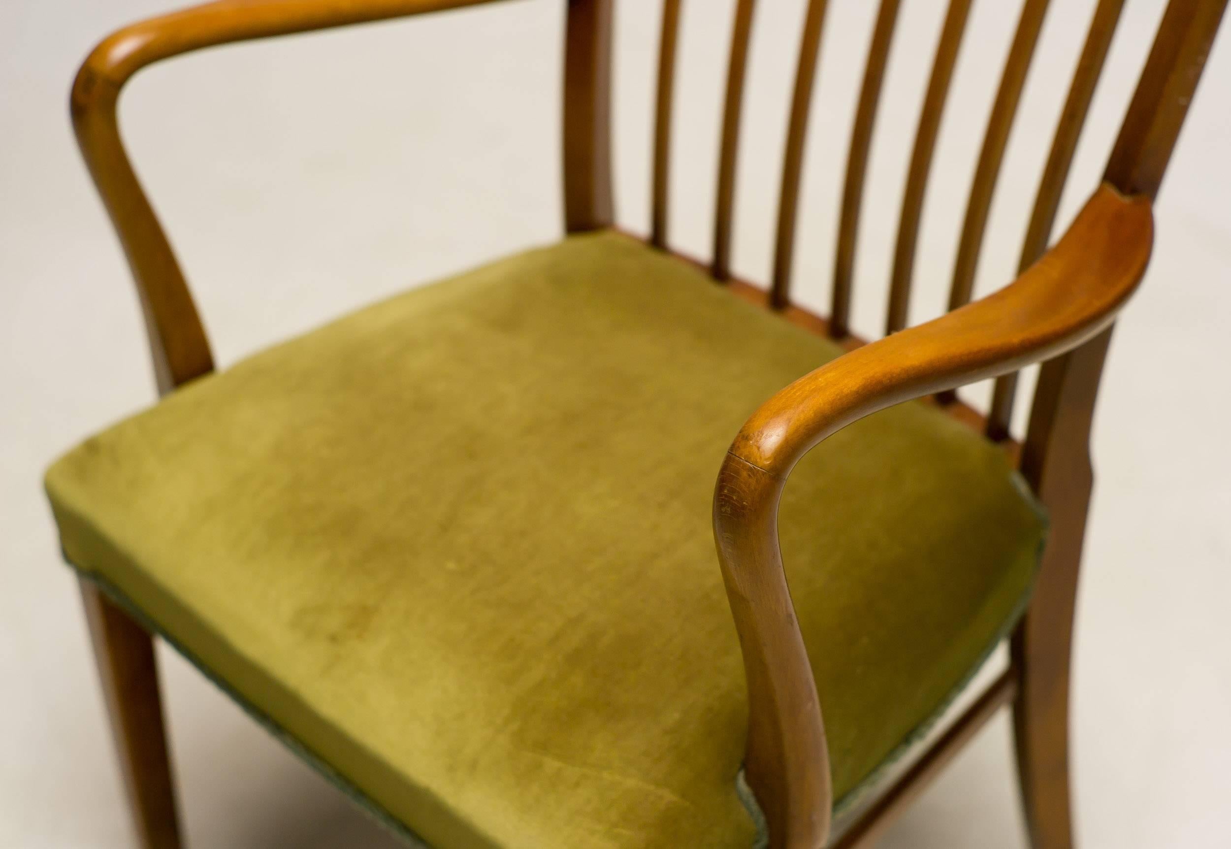Mid-20th Century Elegant 1950s Danish Dining Chairs