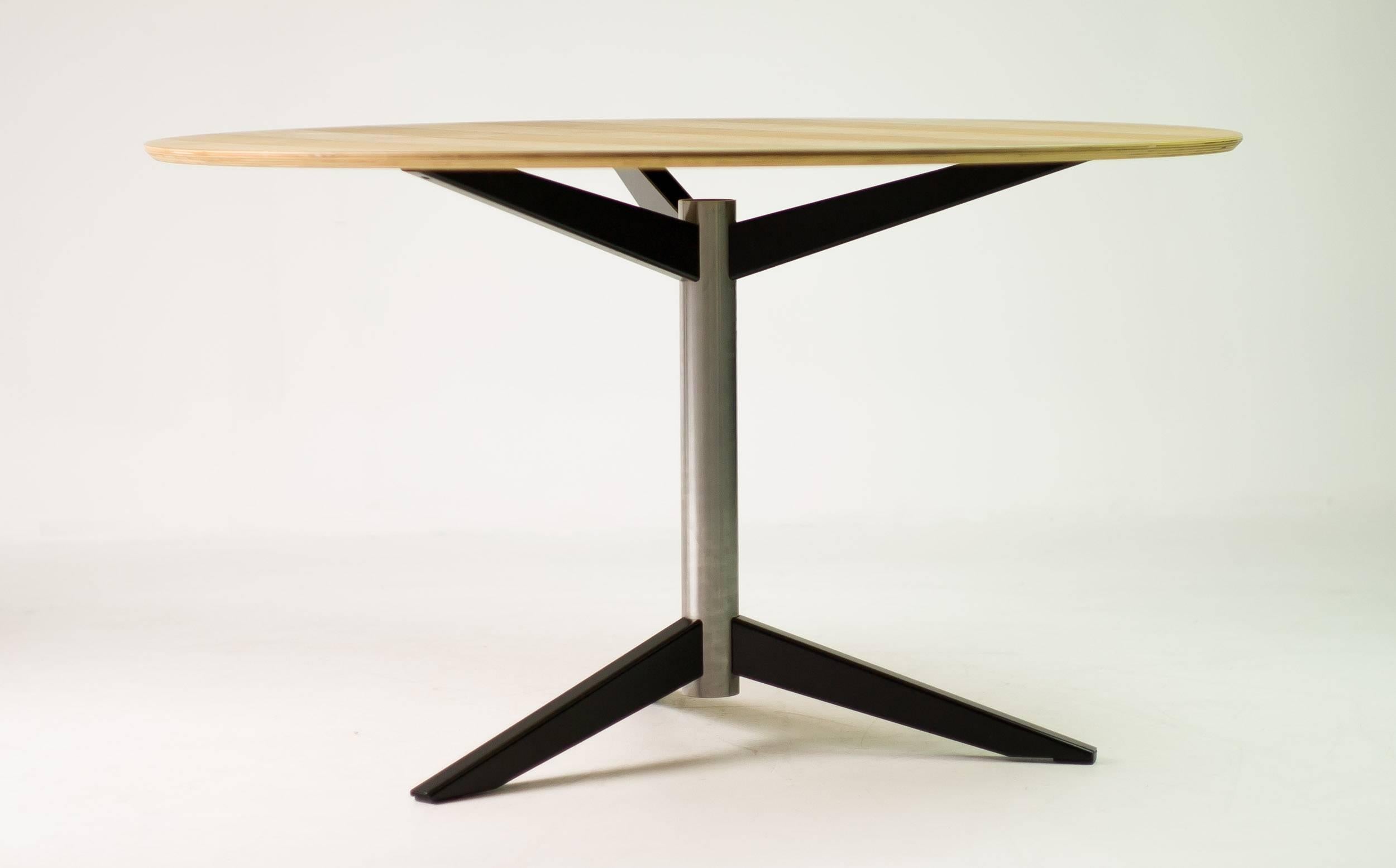 Nearly new walnut topped dining table with brushed chrome steel base and black enameled steel feet. Model TE06, designed by Martin Visser for 't Spectrum, Netherlands in 1960.

Excellent fast and affordable worldwide shipping.
White glove