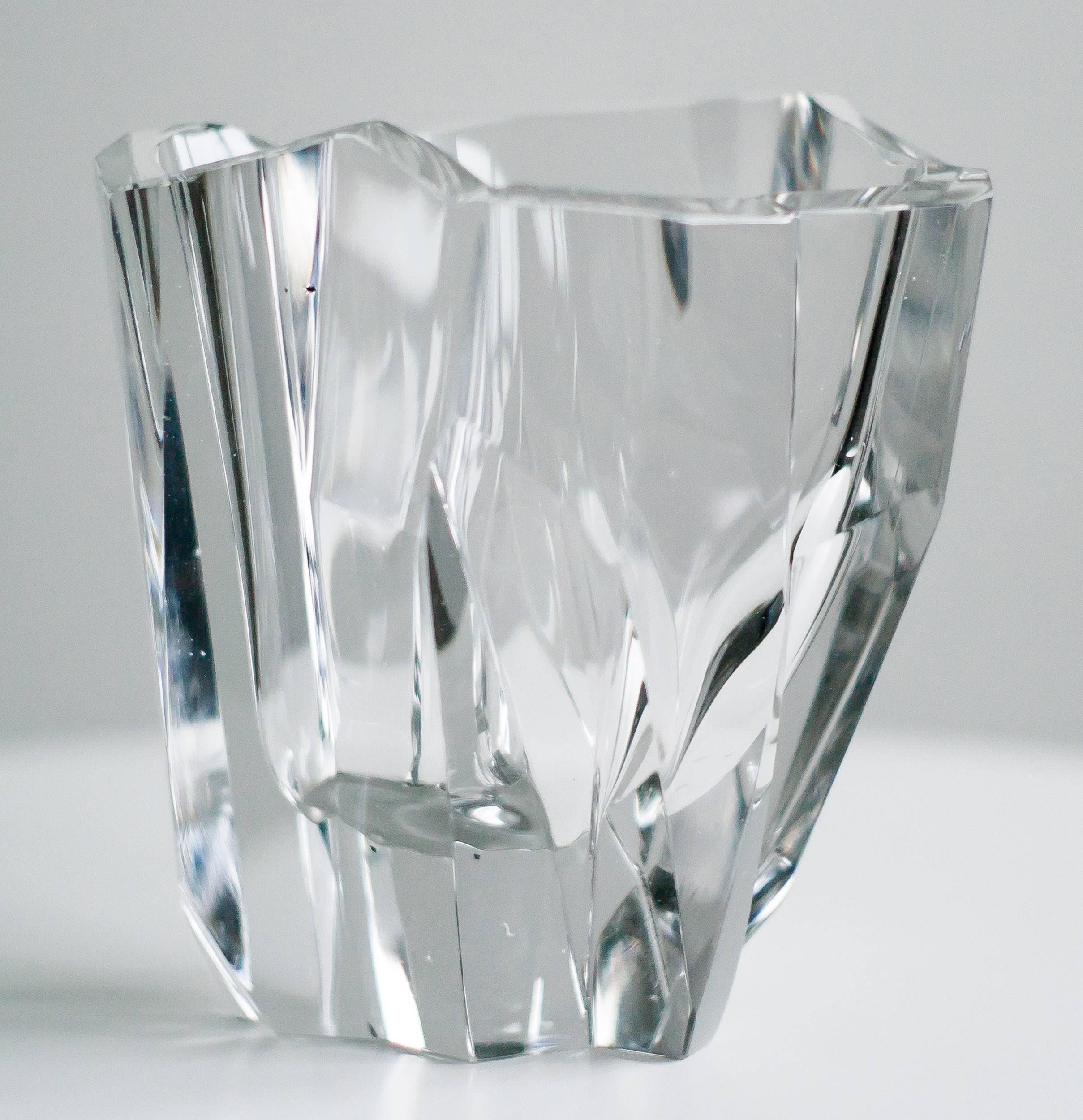 Still-mould blown crystal glass. 
Produced by Iittala, Finland. Signed and numbered.

Complimentary worldwide shipping.