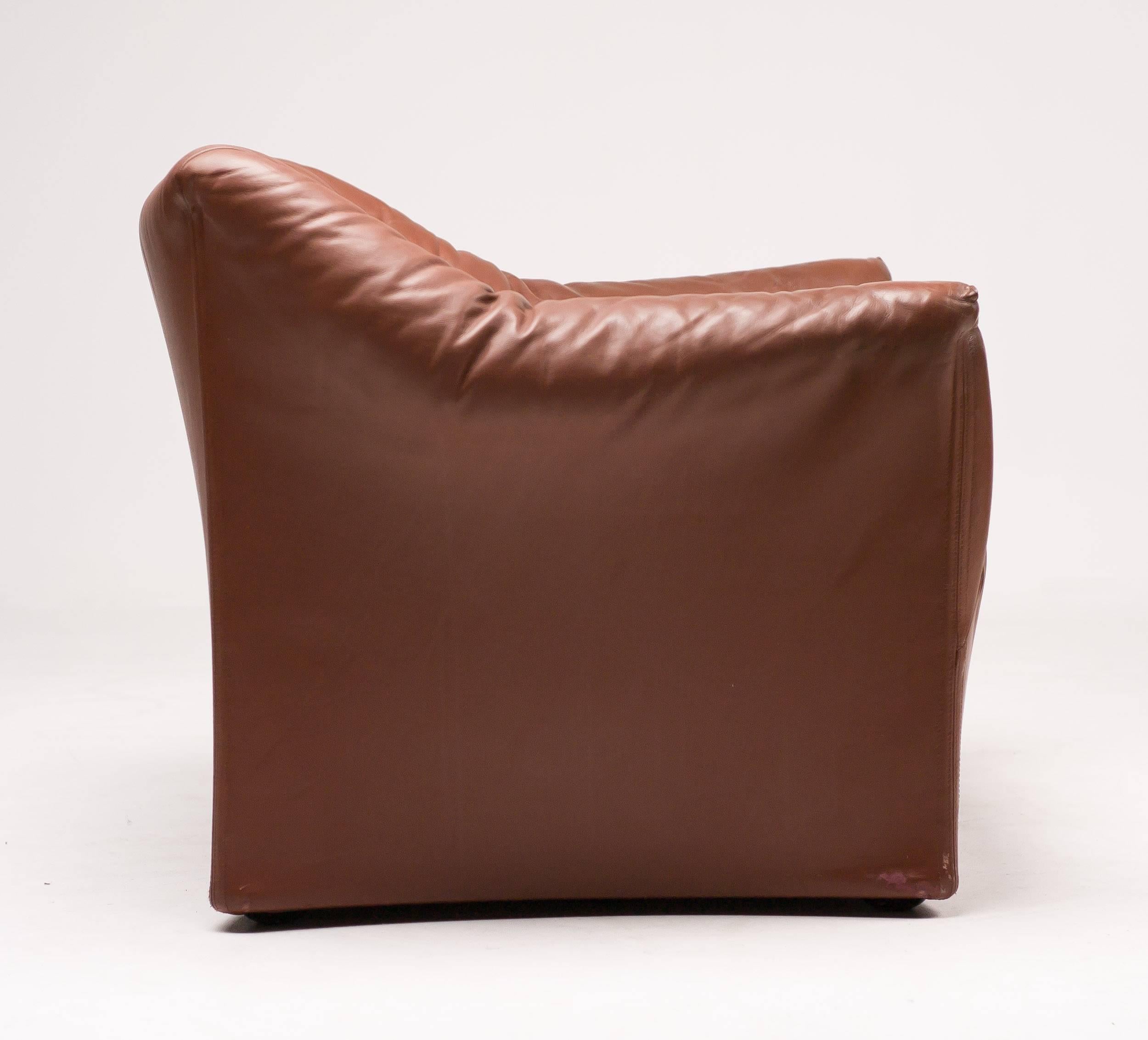 Mario Bellini for Cassina Pair of Leather Lounge Chairs 1