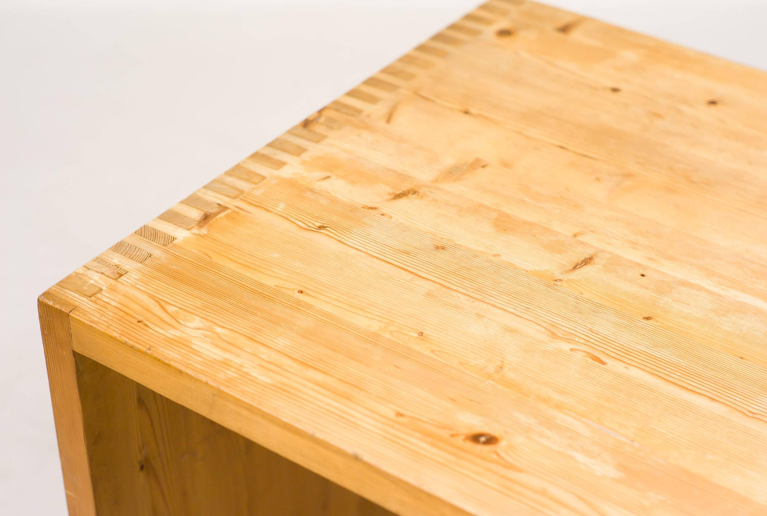 Pine Dutch Minimalist Table