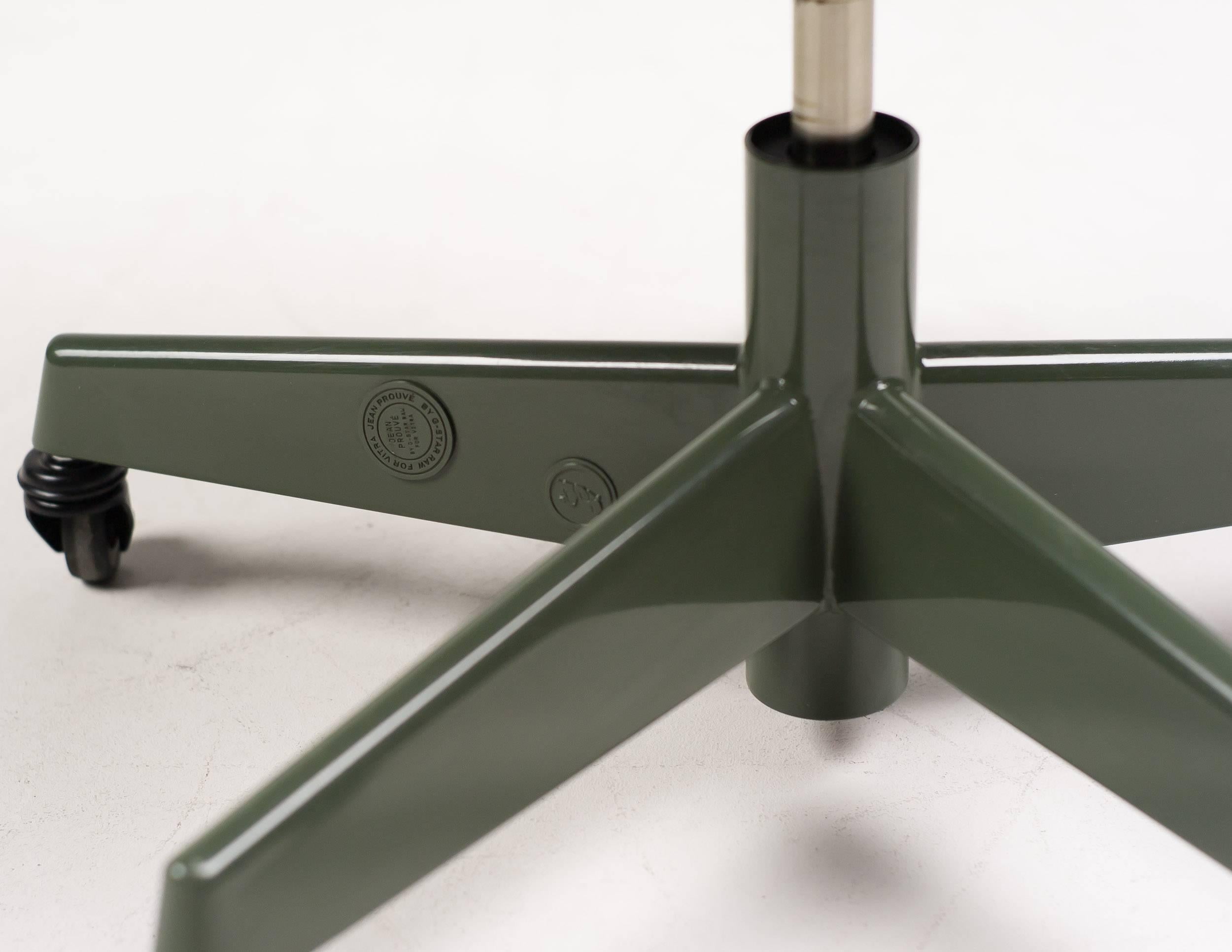 Jean Prouvé Fauteuil Directional Pivotant, G-Star Raw Edition by Vitra (Emailliert)