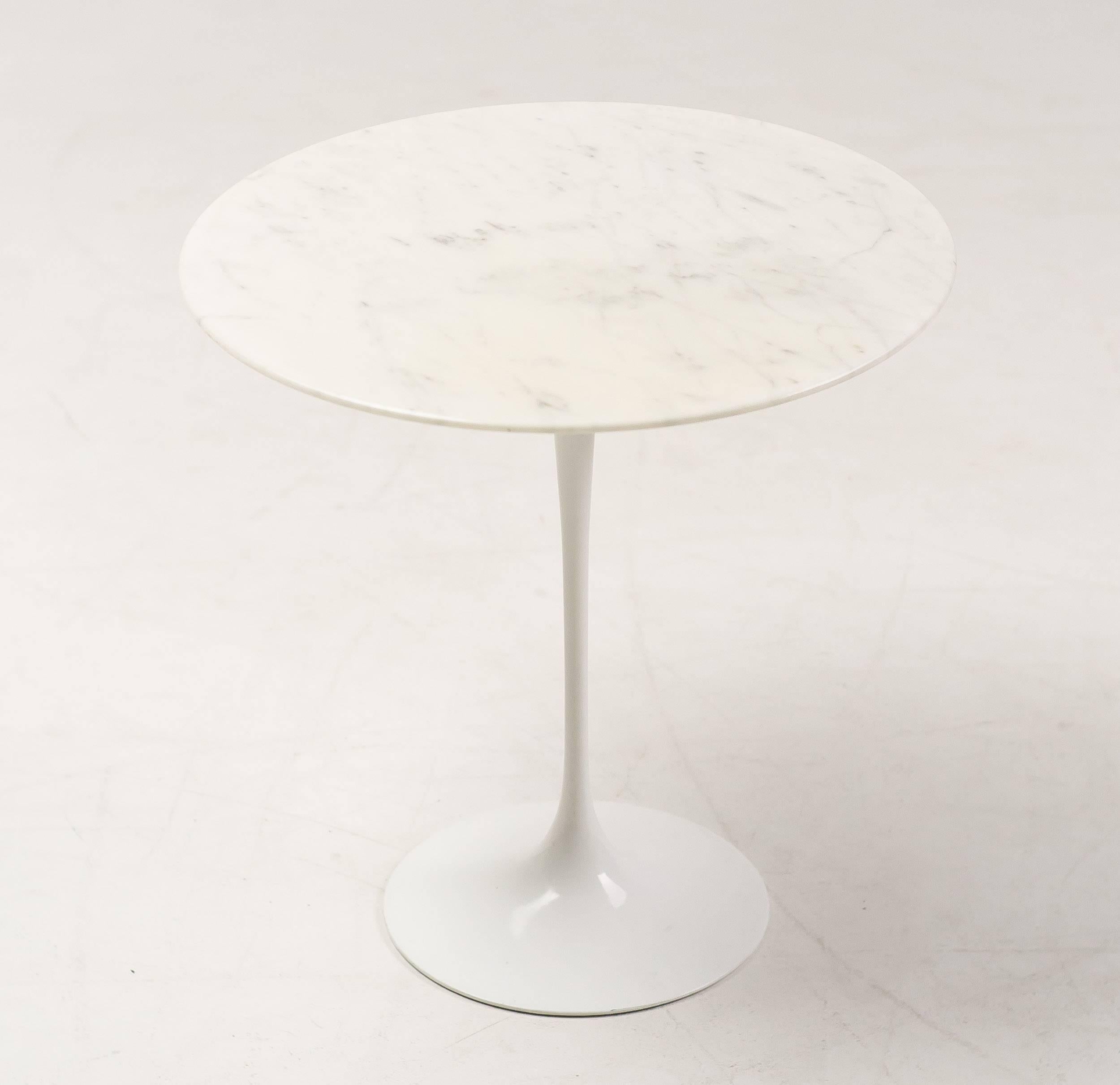 Enameled Eero Saarinen White Marble Side Table for Knoll, USA, circa 1960