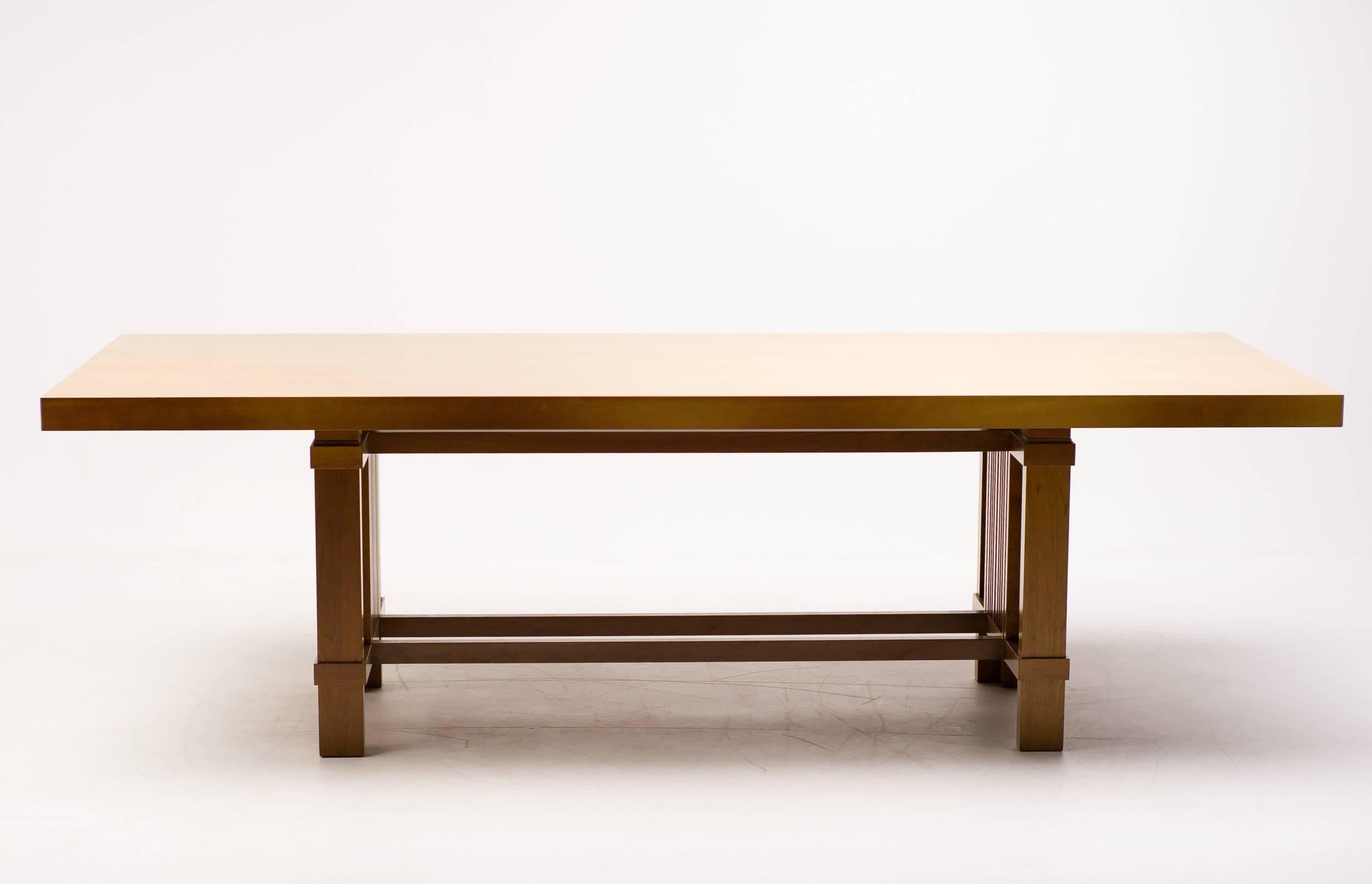 Cassina Taliesin Dining Table Designed by Frank Lloyd Wright In Good Condition In Dronten, NL