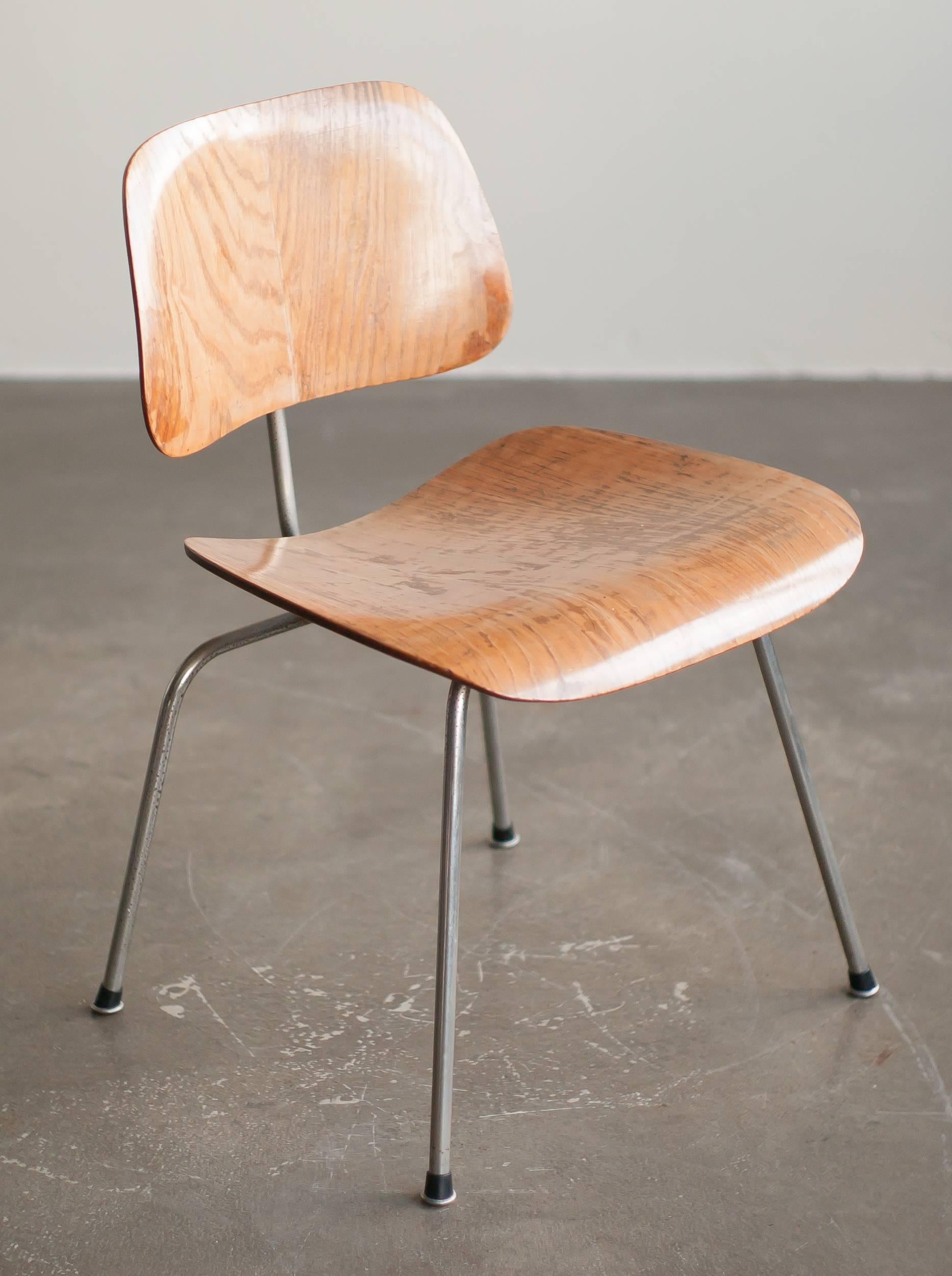 Mid-Century Modern Early Charles & Ray Eames for Evans DCM Chair