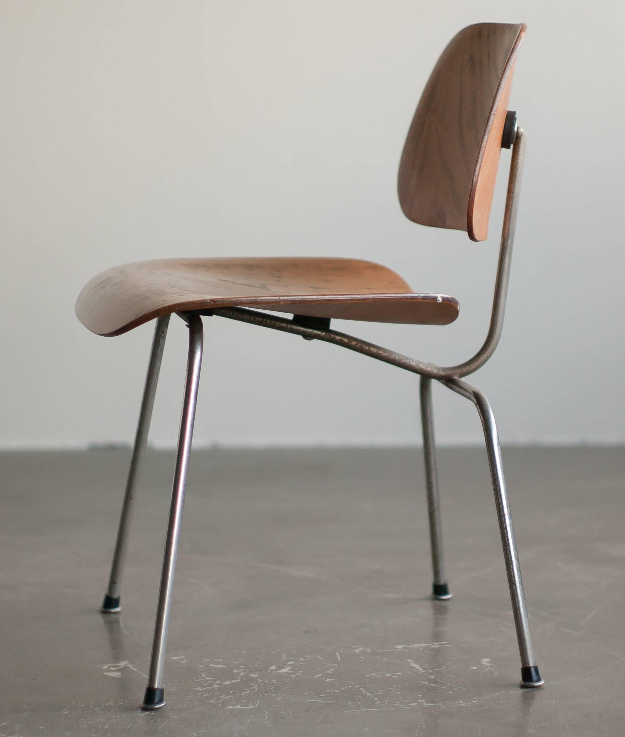 Early Charles & Ray Eames for Evans DCM Chair In Good Condition In Dronten, NL