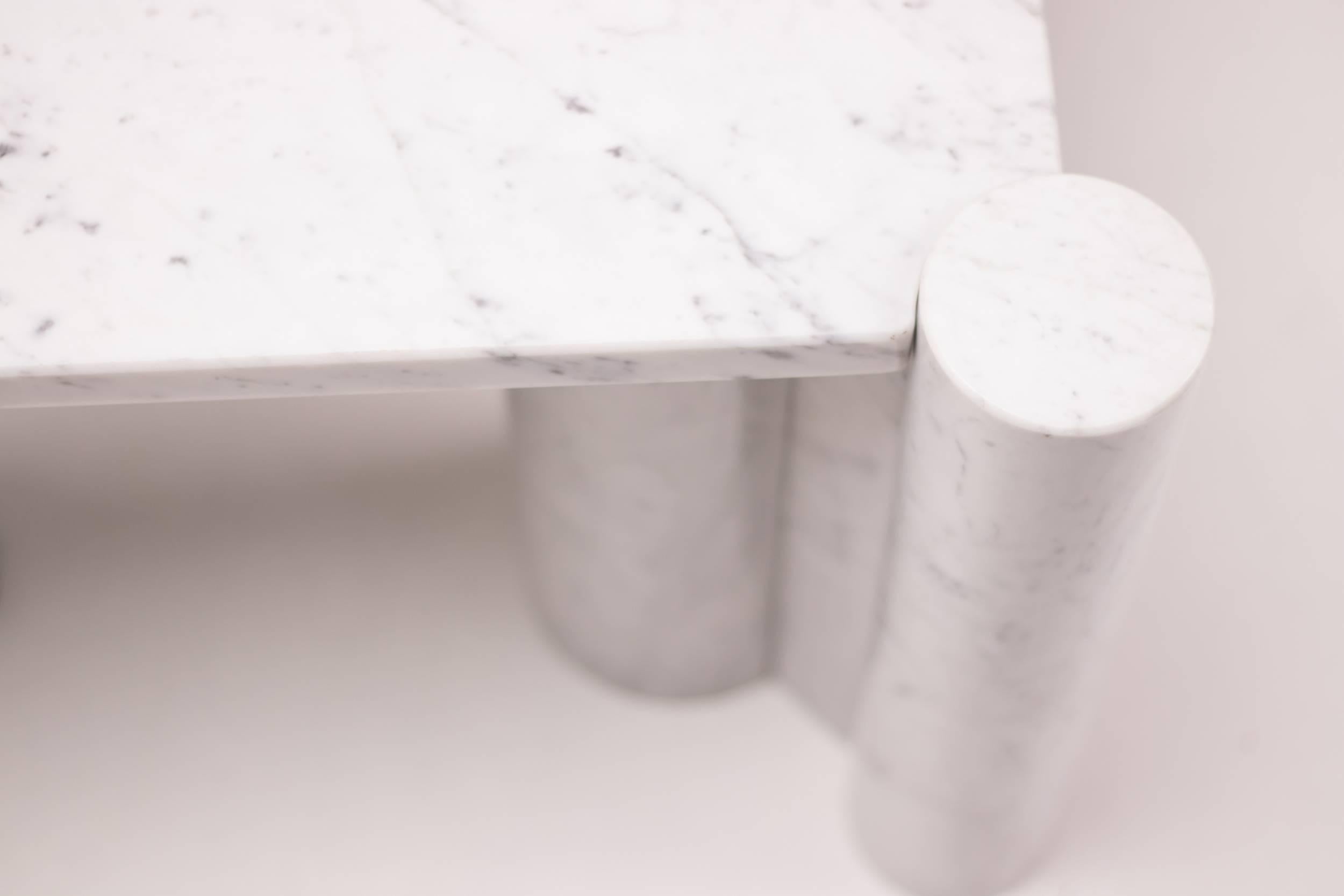 Italian Coffee Table 'Jumbo' in Carrara Marble by Gae Aulenti for Knoll