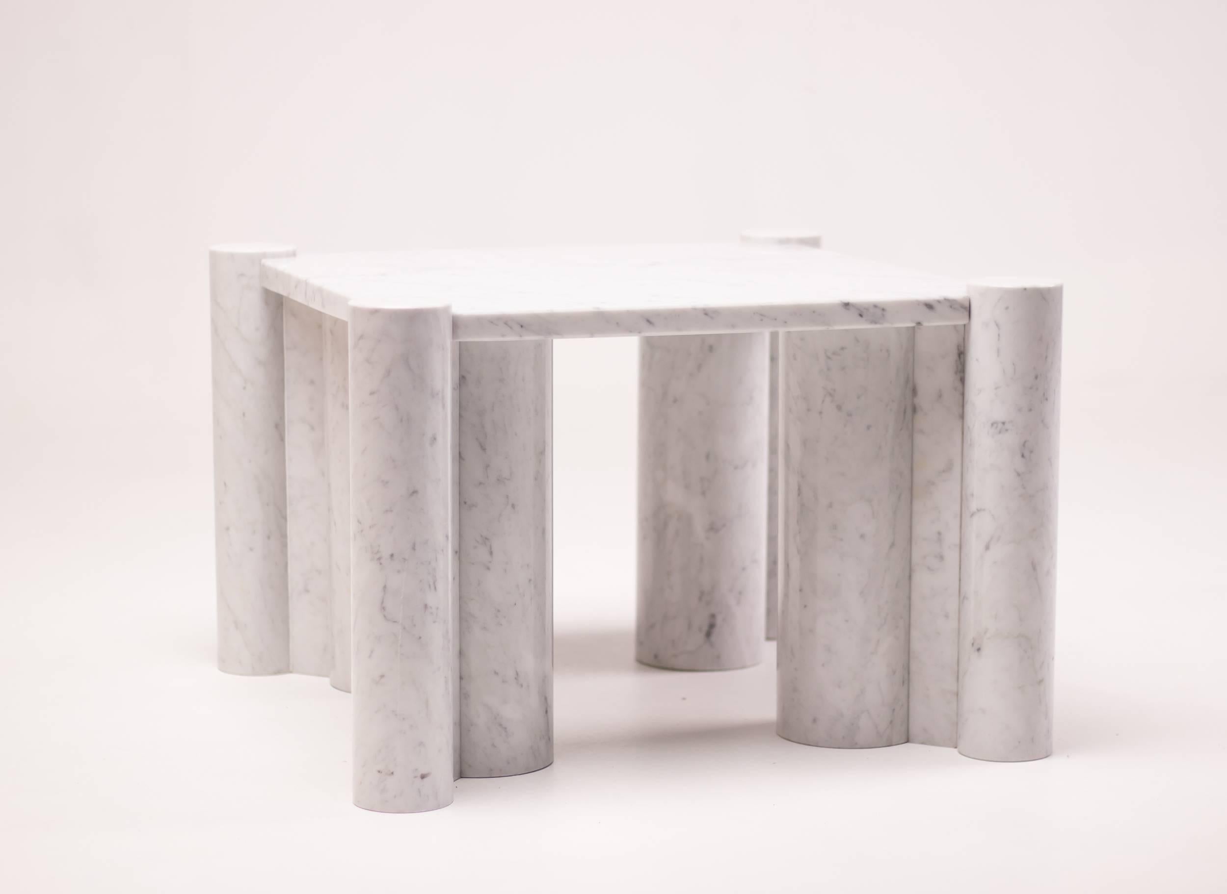 Mid-Century Modern Coffee Table 'Jumbo' in Carrara Marble by Gae Aulenti for Knoll