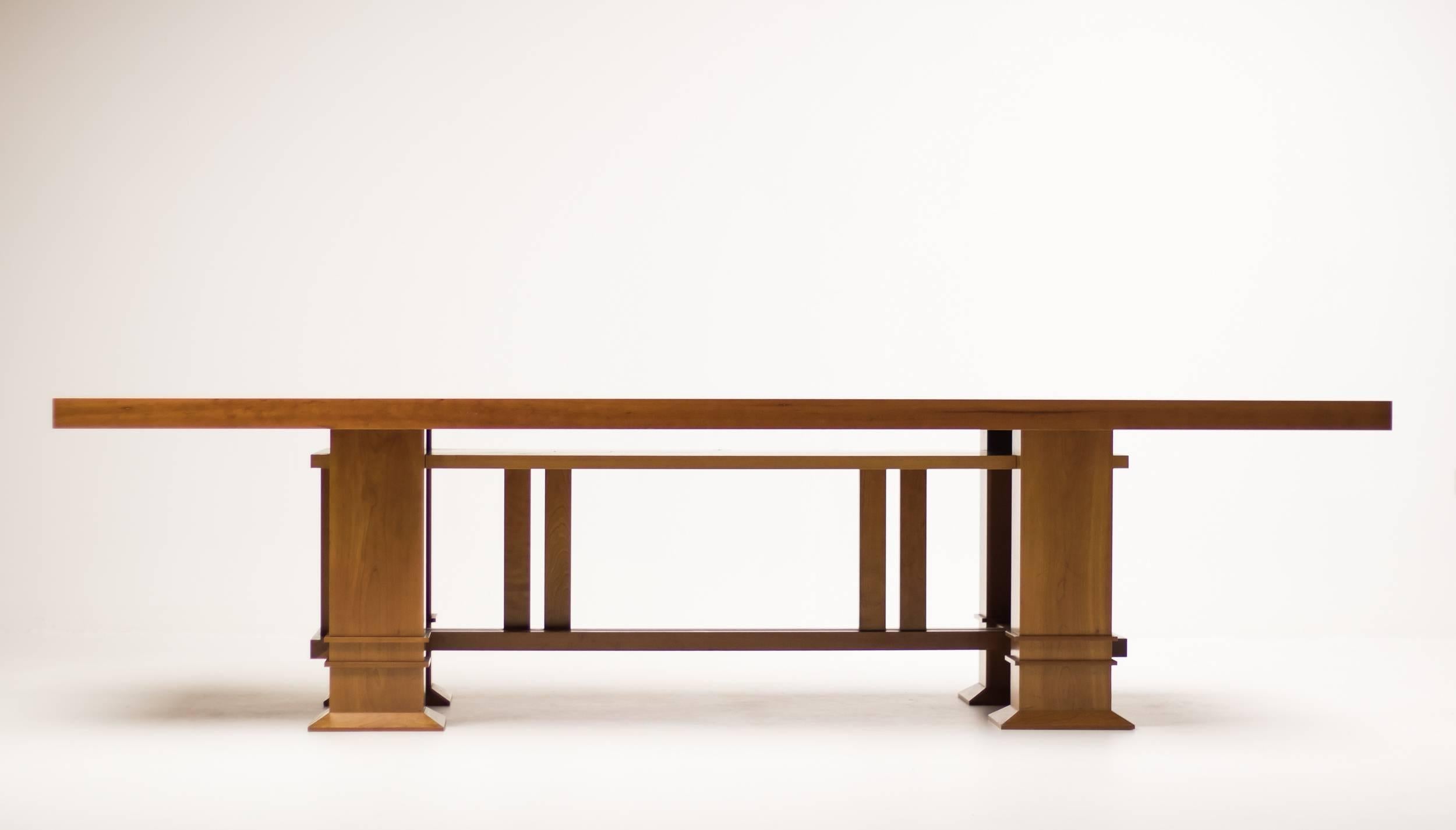 Rare 605 Allen table in cherrywood, designed in 1917 by Frank Lloyd Wright and made by Cassina.
This is the long version of this very impressive Frank Lloyd Wright table.
Marked with Cassina stamp, serial no. and Frank Lloyd Wright signature, made