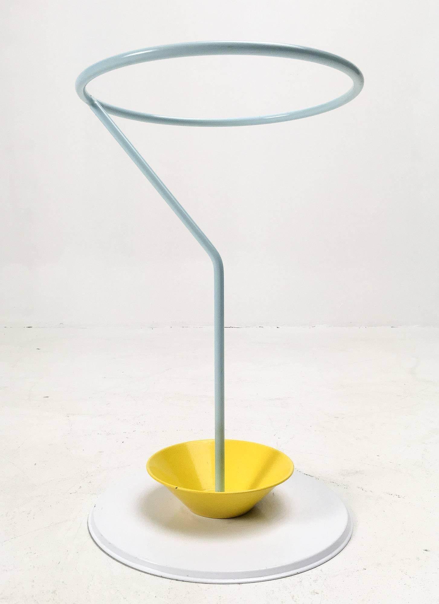 Umbrella stand designed in 1982 by Piero de Longhi for Fly Line.
Clearly inspired by the Memphis movement.