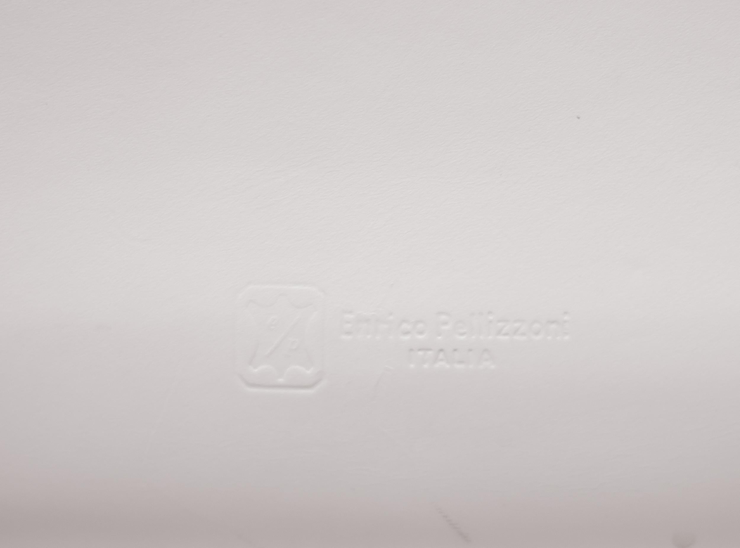Satz von acht weißen Grazzi & Bianchi Pasqualina Lederstühlen, Pellizoni, Italien im Angebot 2