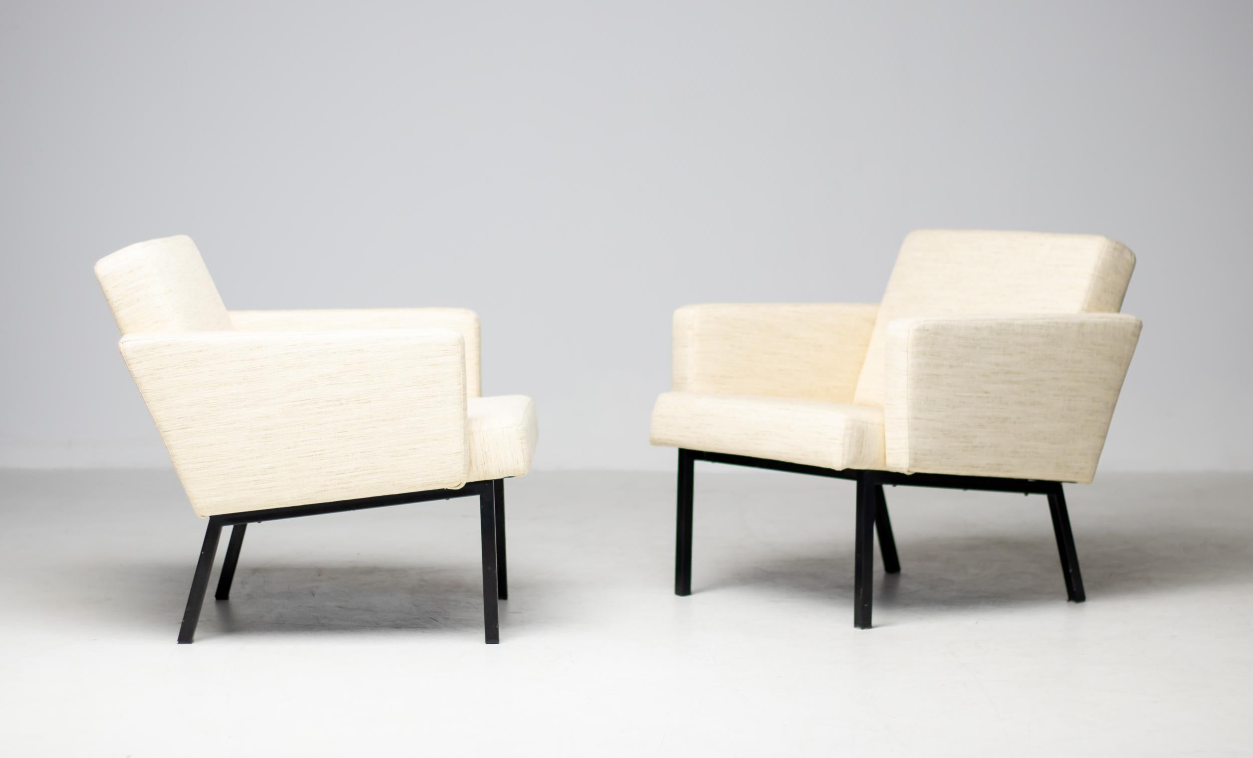 Paire de fauteuils de salon en laine crème Martin Visser SZ48 en vente 3